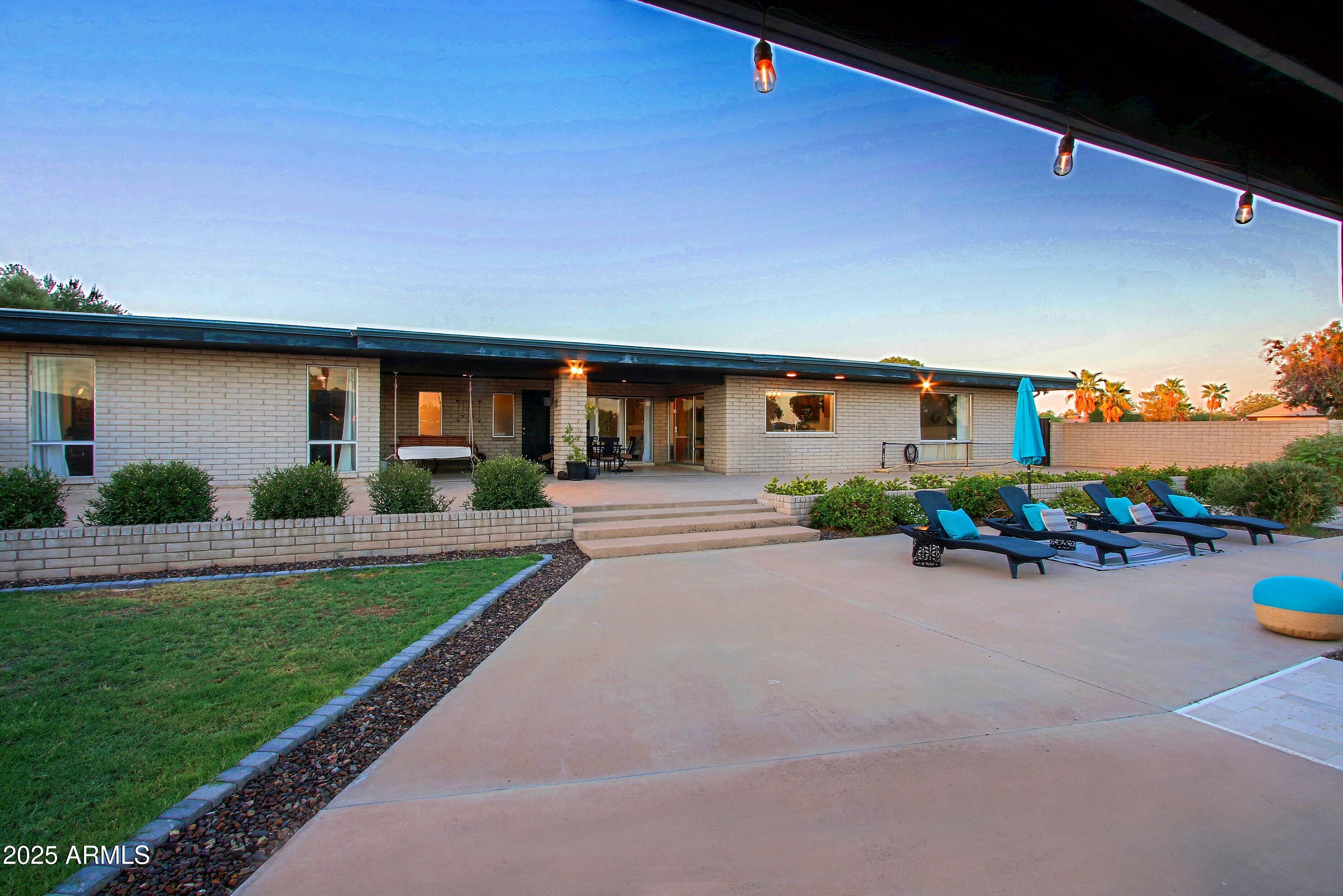 4901 W SOFT WIND Drive