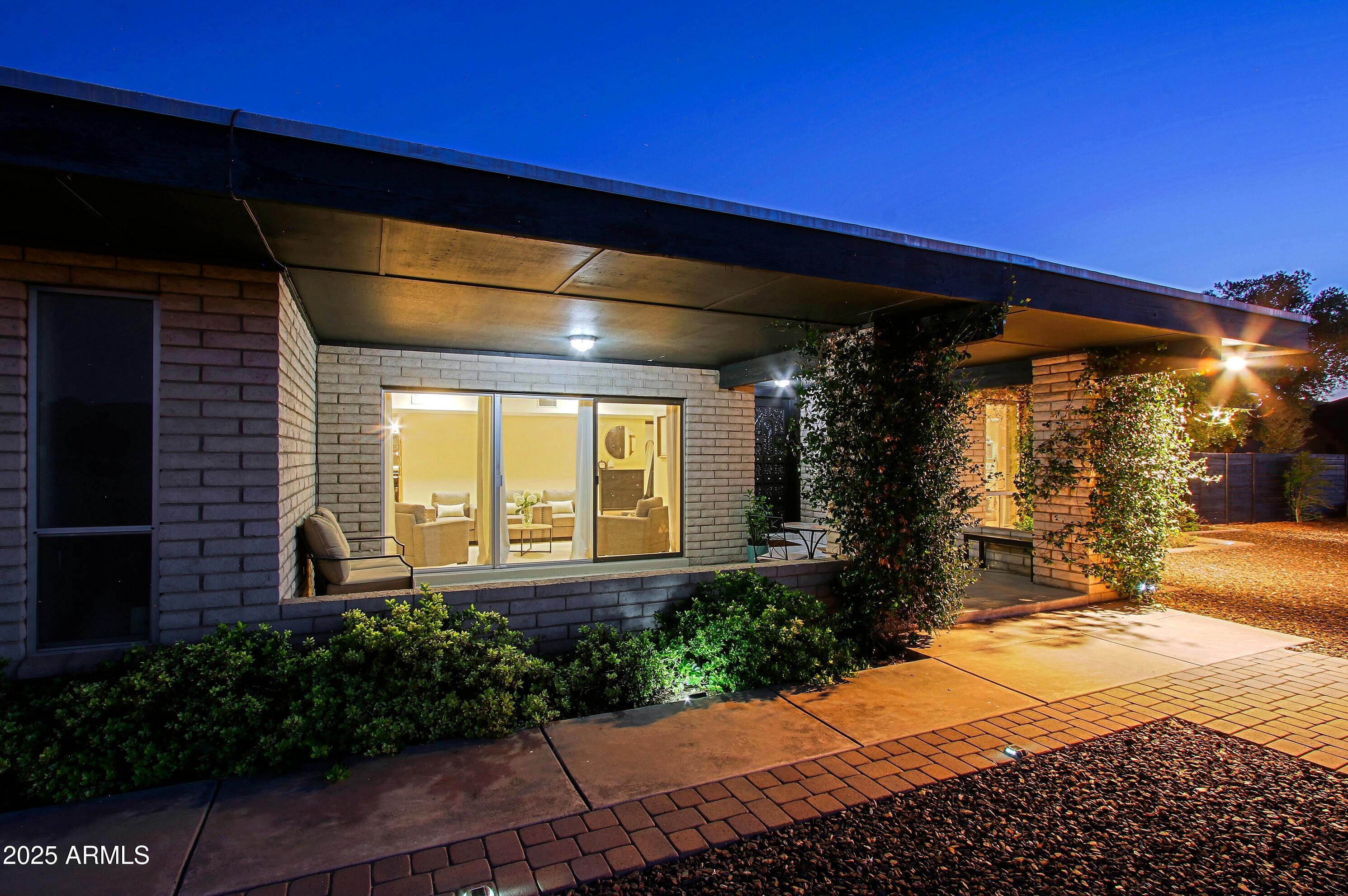 4901 W SOFT WIND Drive