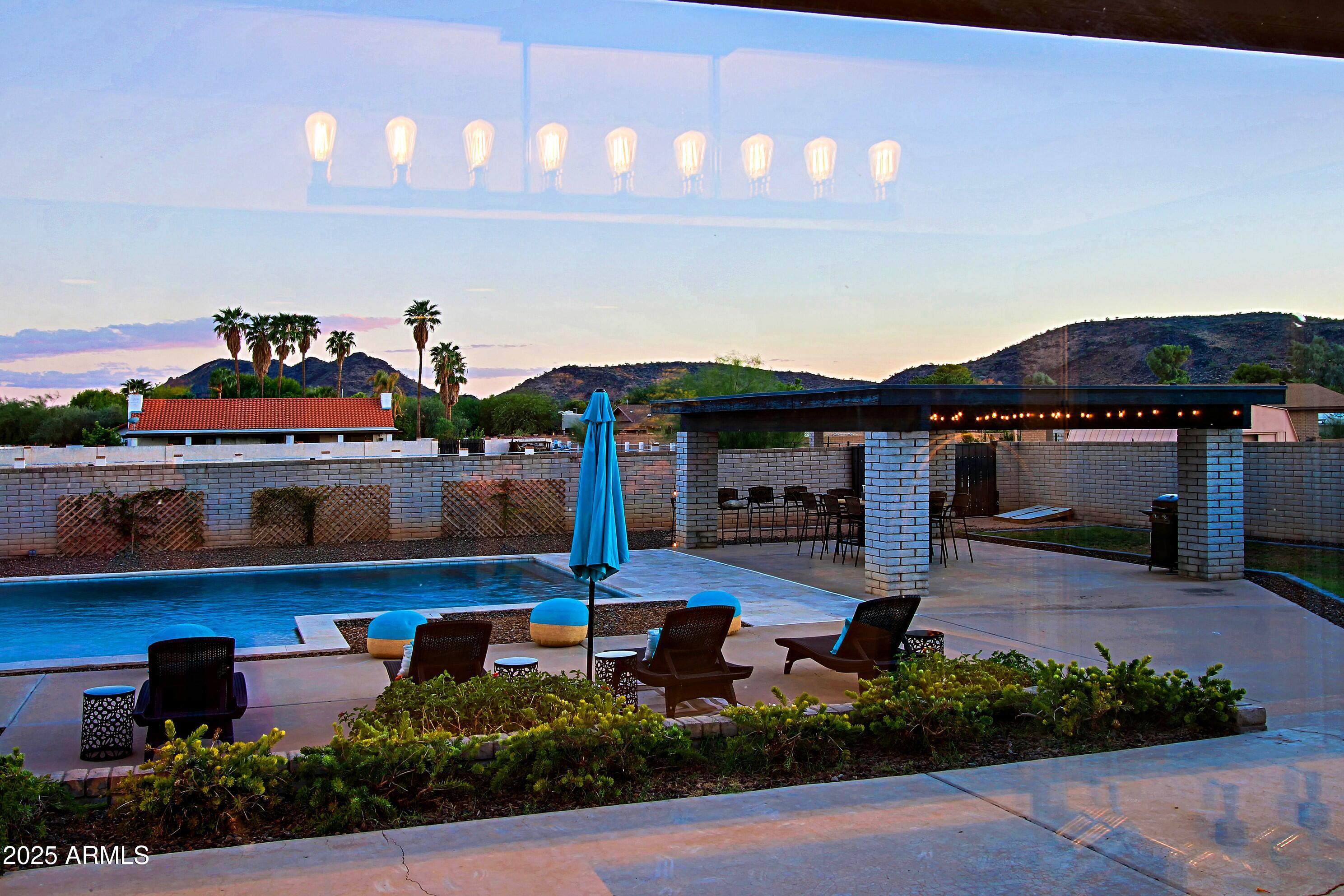 4901 W SOFT WIND Drive