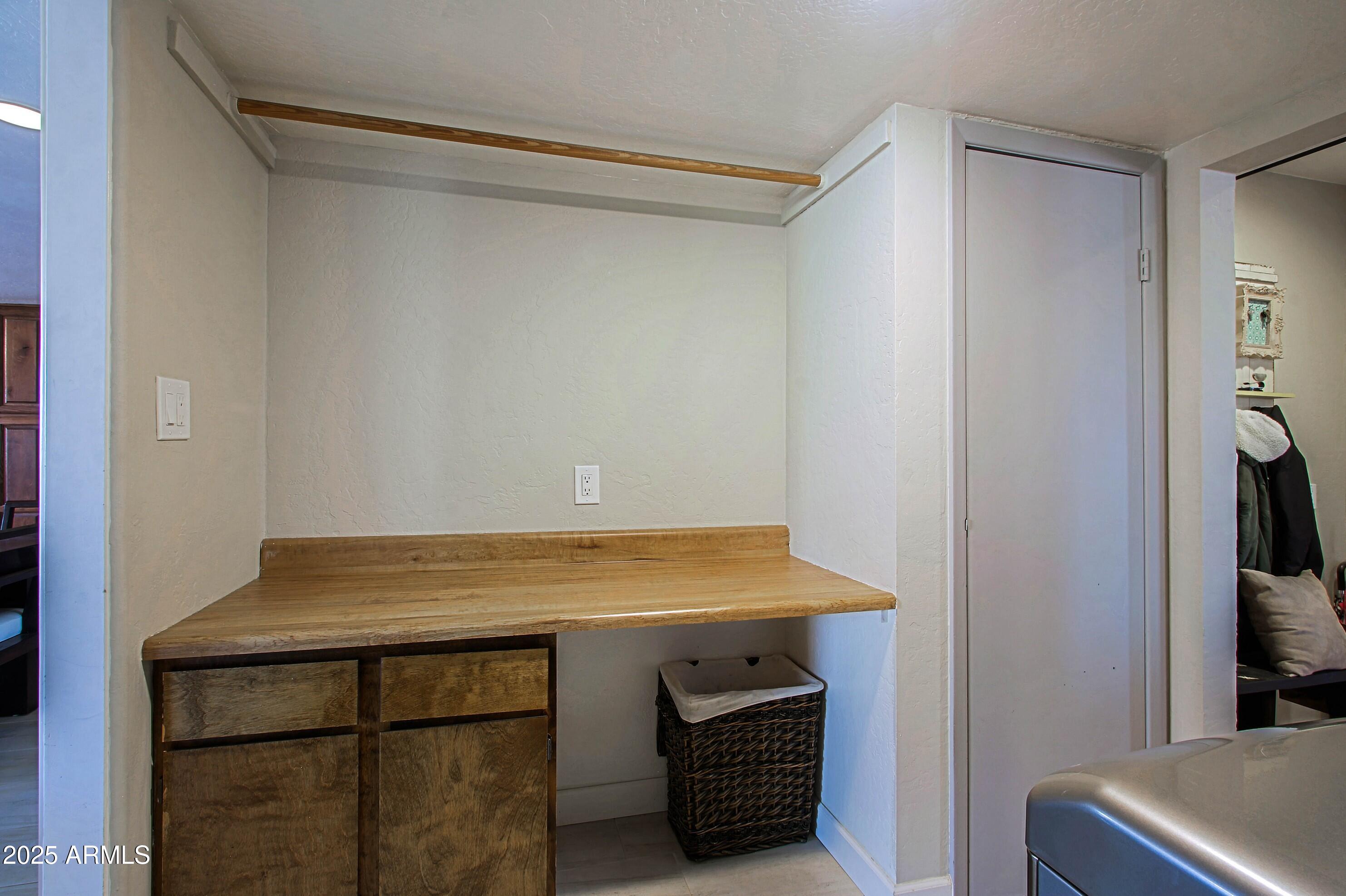 4901 W SOFT WIND Drive