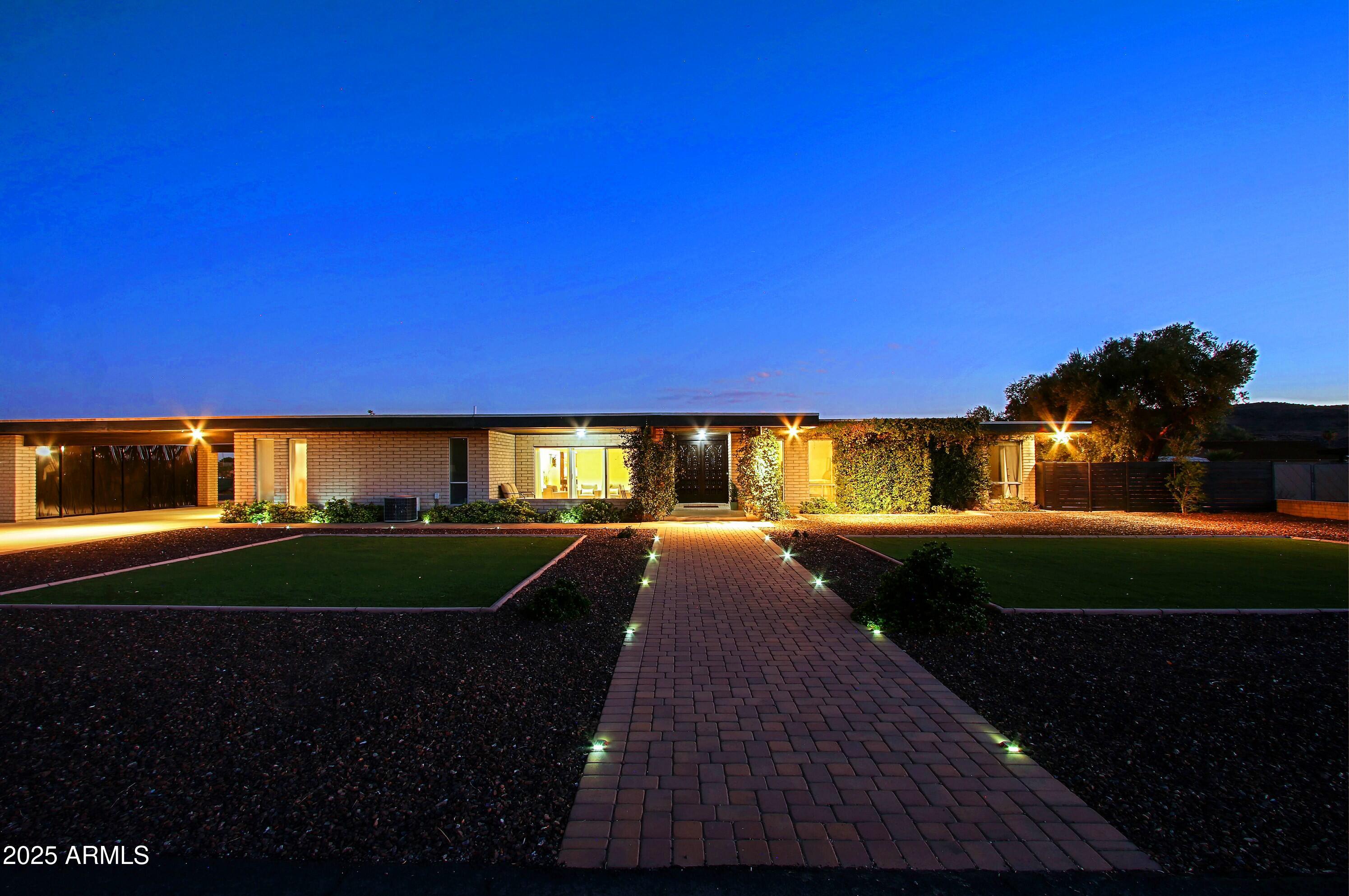 4901 W SOFT WIND Drive