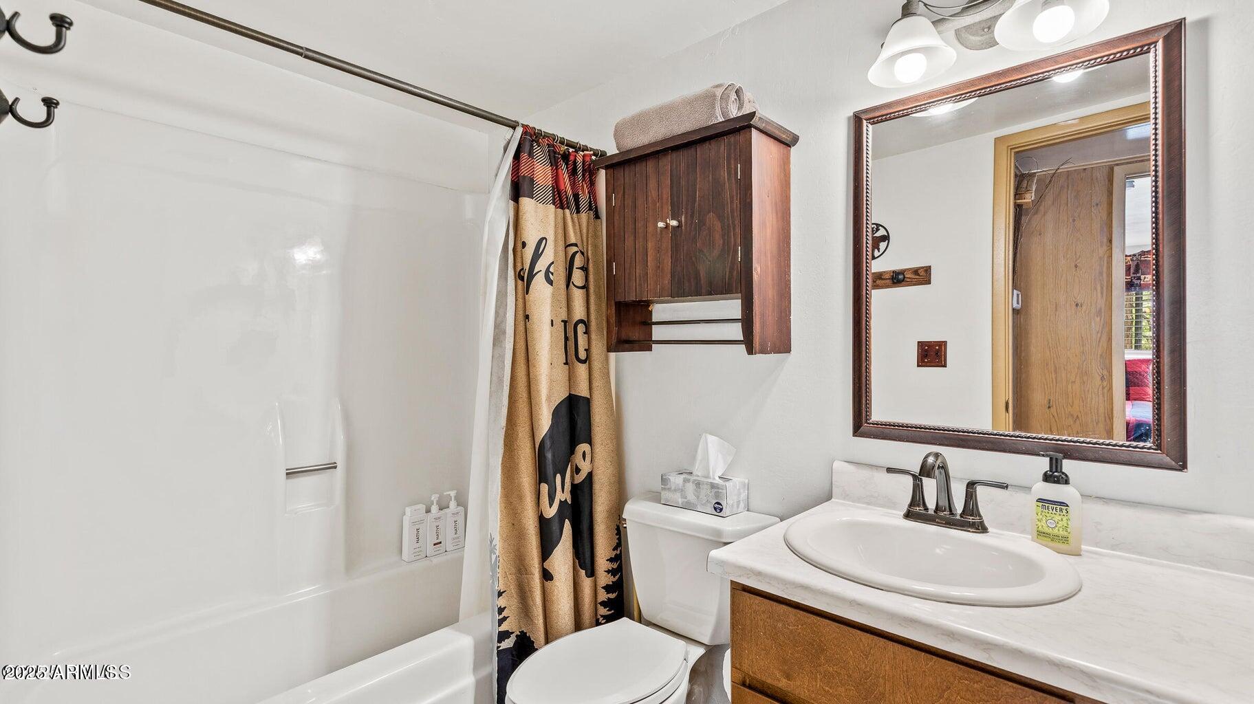 17320 S MESCALERO Drive