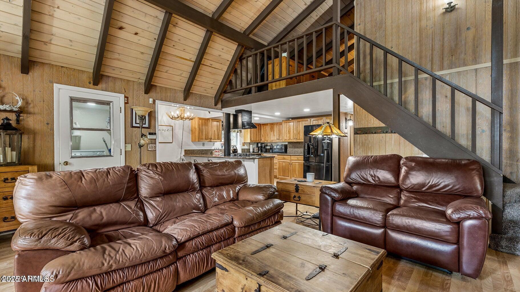 17320 S MESCALERO Drive