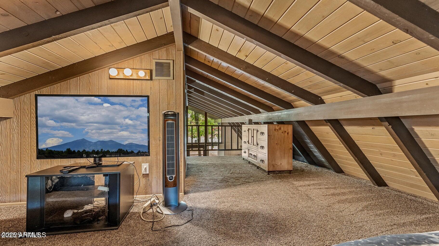 17320 S MESCALERO Drive