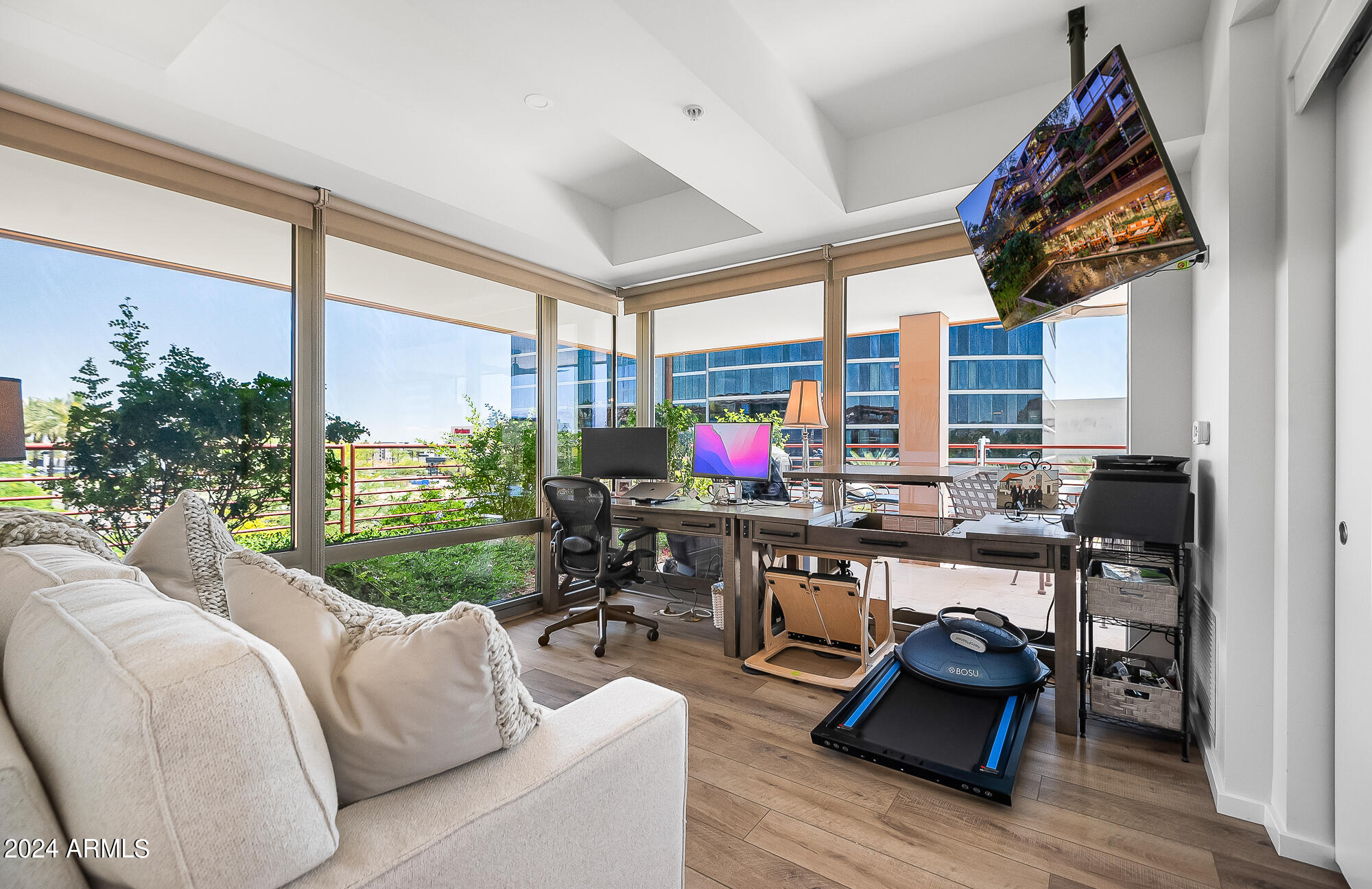 7117 E RANCHO VISTA Drive, 4011