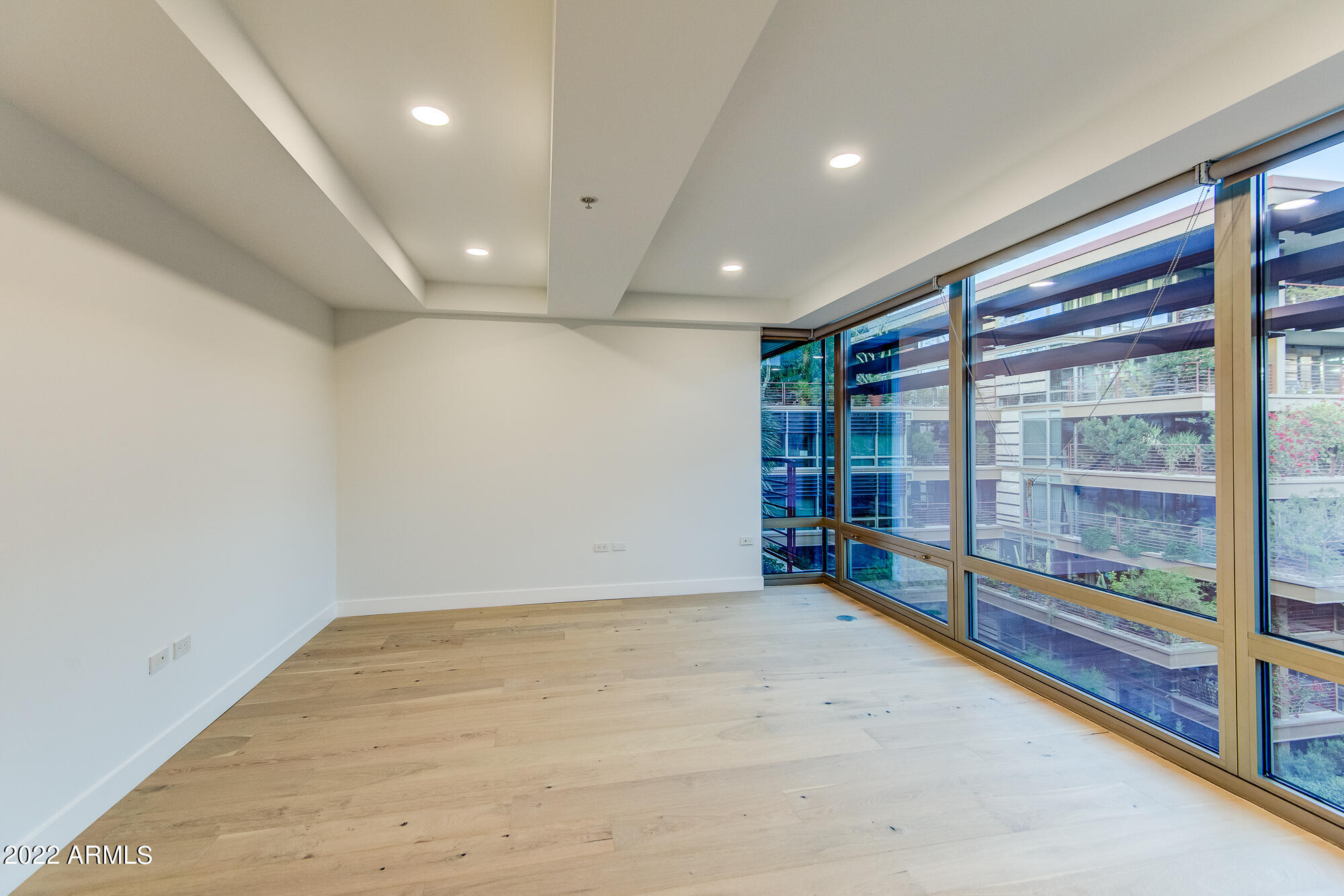 7121 E RANCHO VISTA Drive, 5011