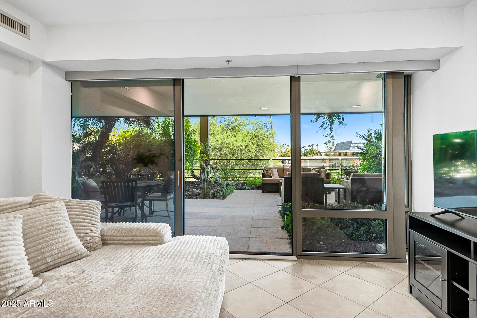 7167 E RANCHO VISTA Drive, 2007