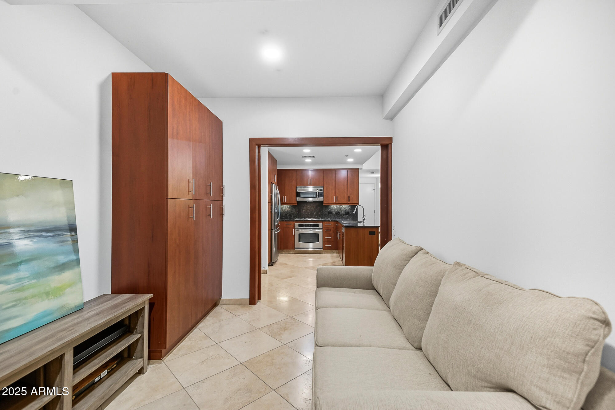 7167 E RANCHO VISTA Drive, 2007