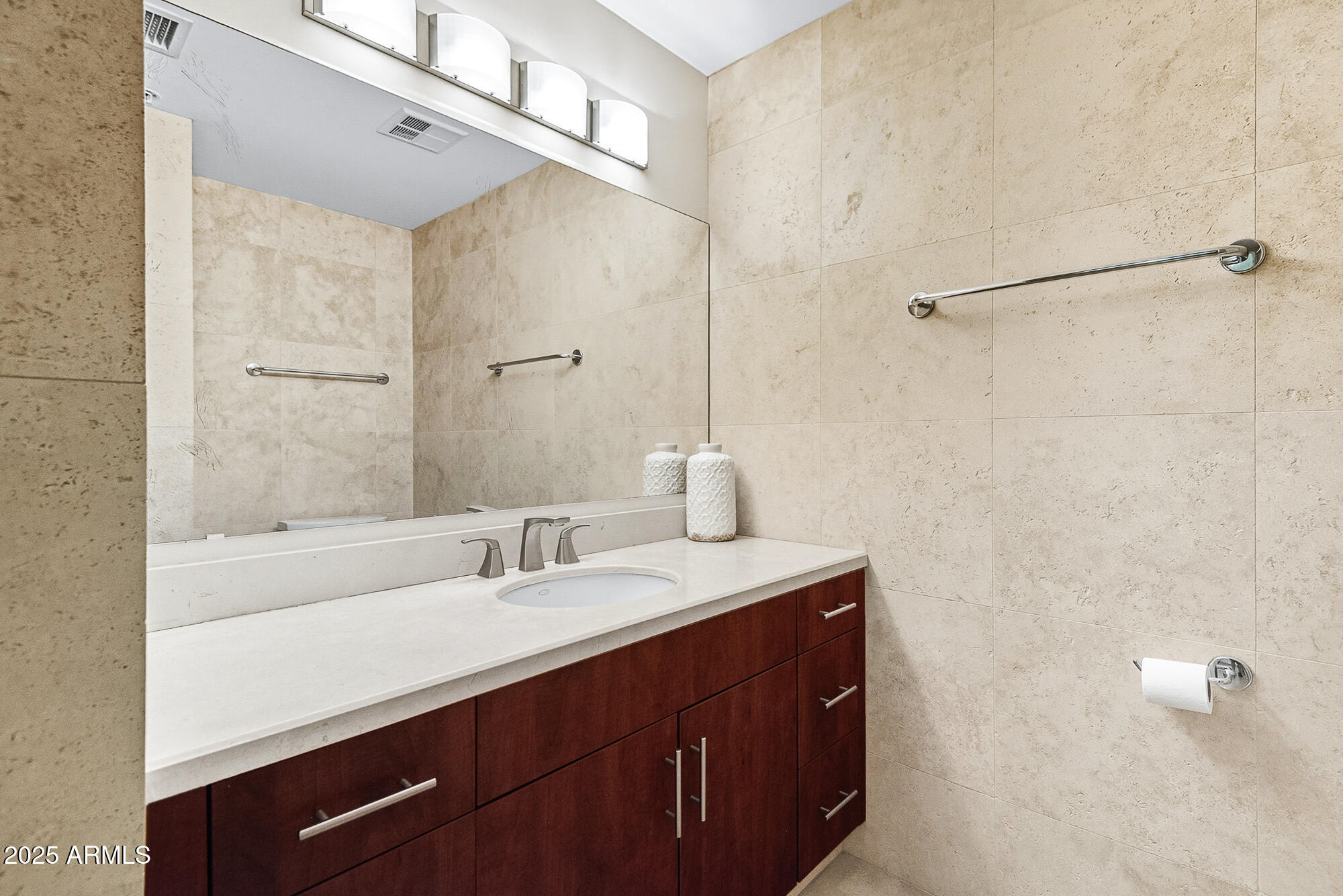 7167 E RANCHO VISTA Drive, 2007