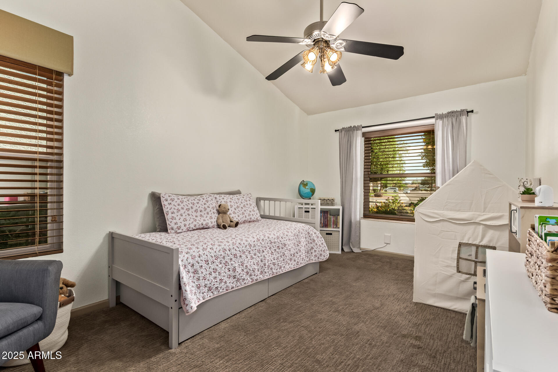 3922 E MARCONI Avenue