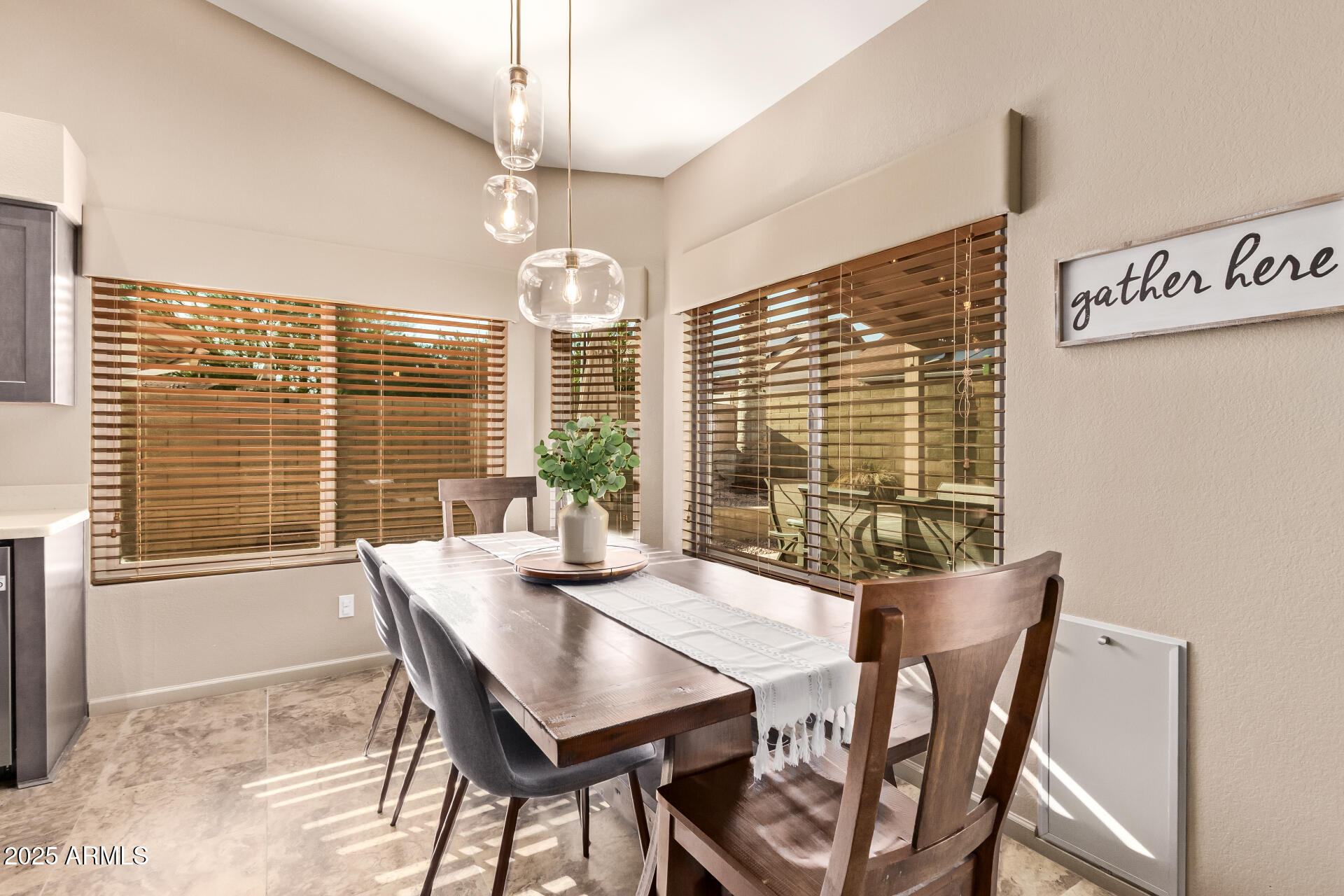 3922 E MARCONI Avenue