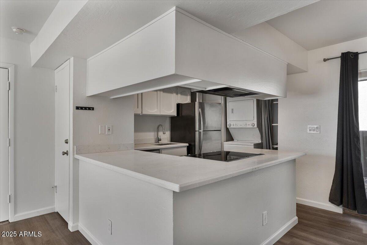 5146 E OAK Street, 112