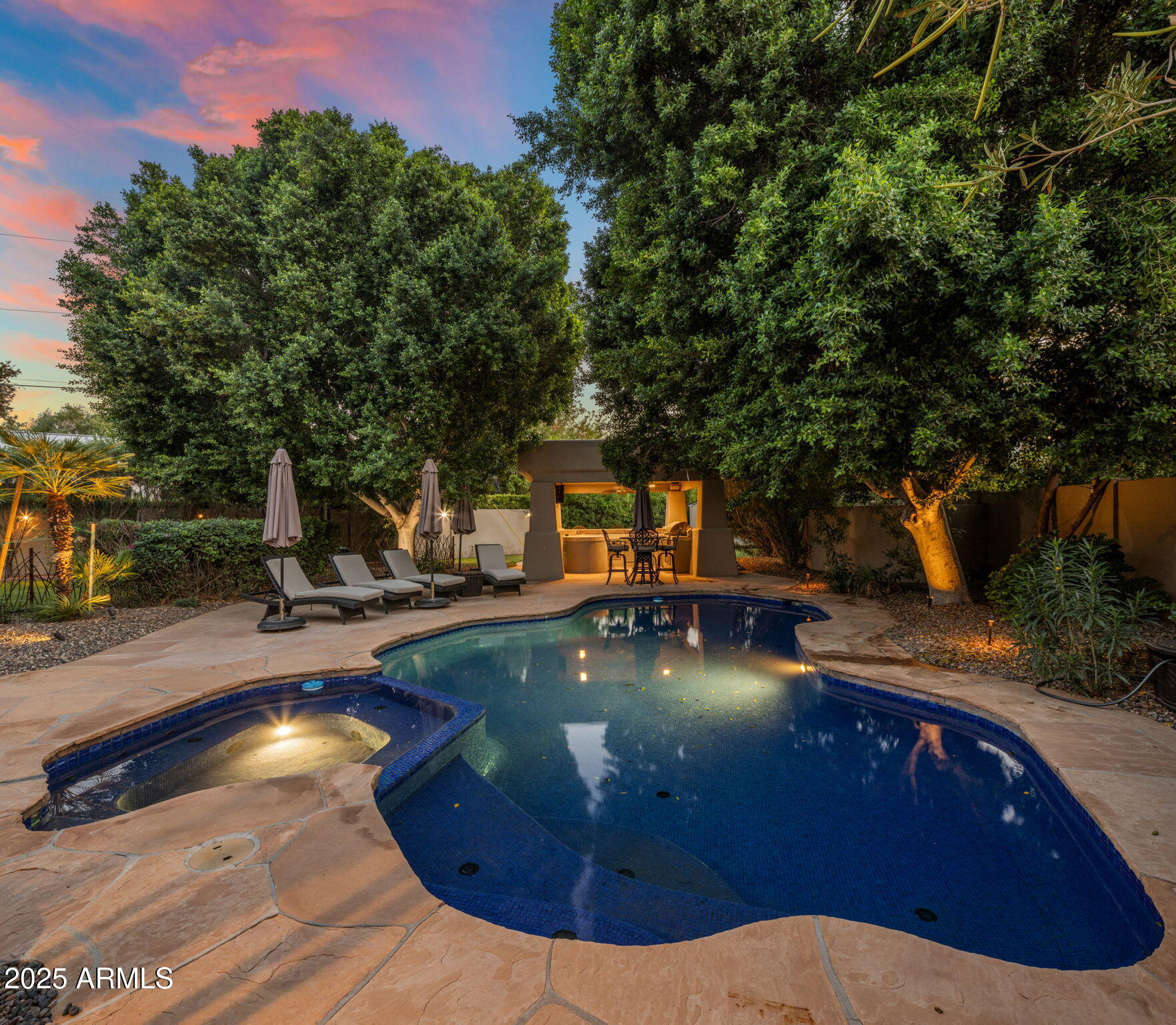 3523 E OREGON Avenue