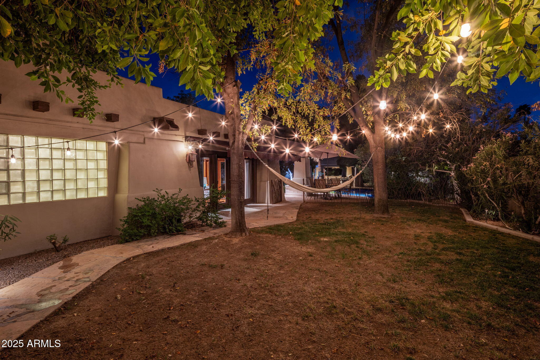 3523 E OREGON Avenue