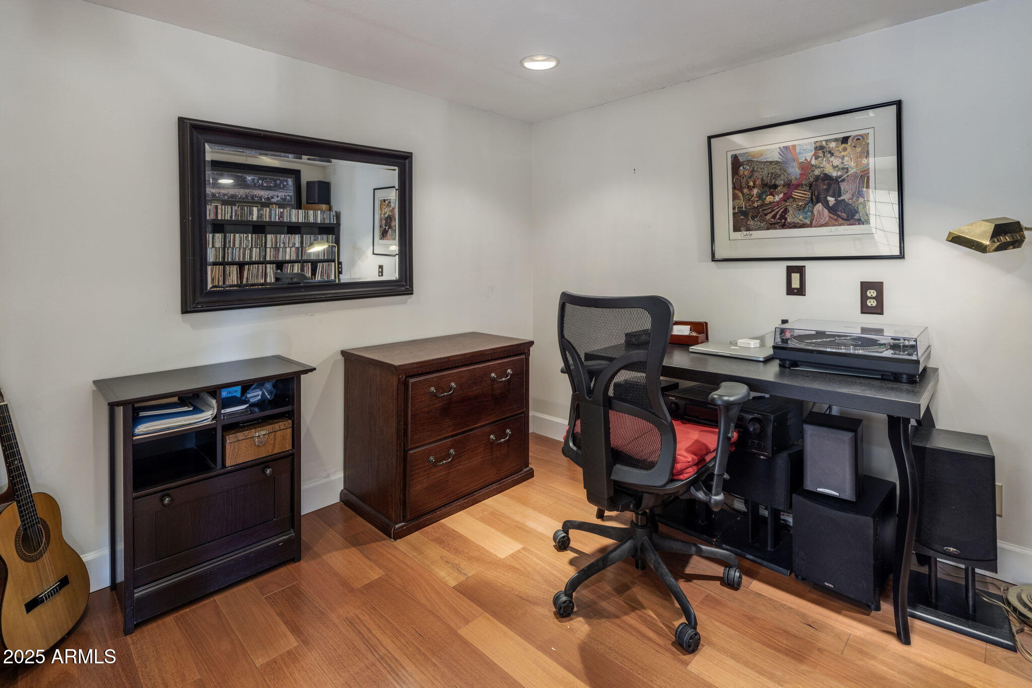 3523 E OREGON Avenue