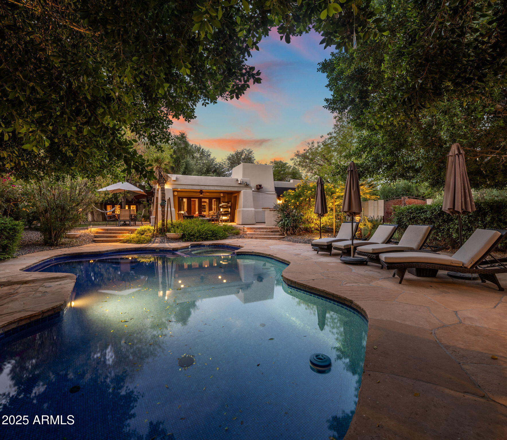 3523 E OREGON Avenue