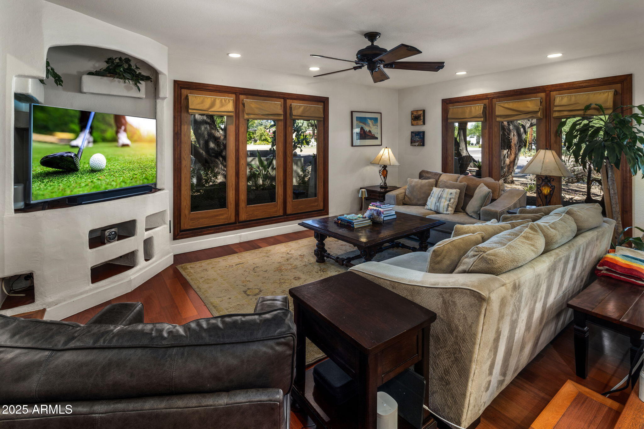 3523 E OREGON Avenue