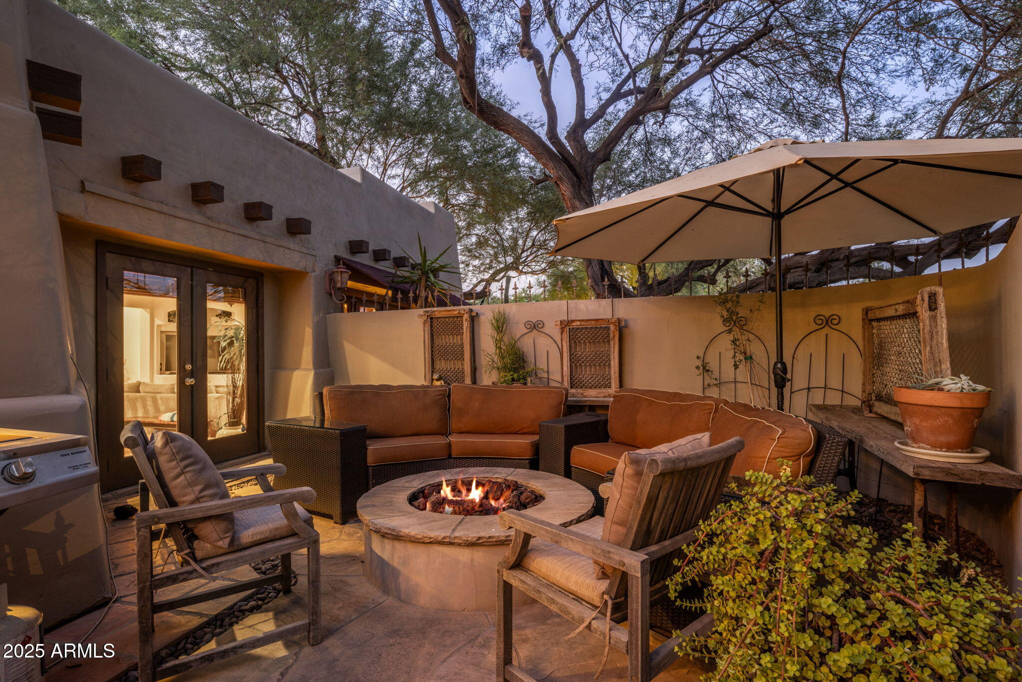 3523 E OREGON Avenue