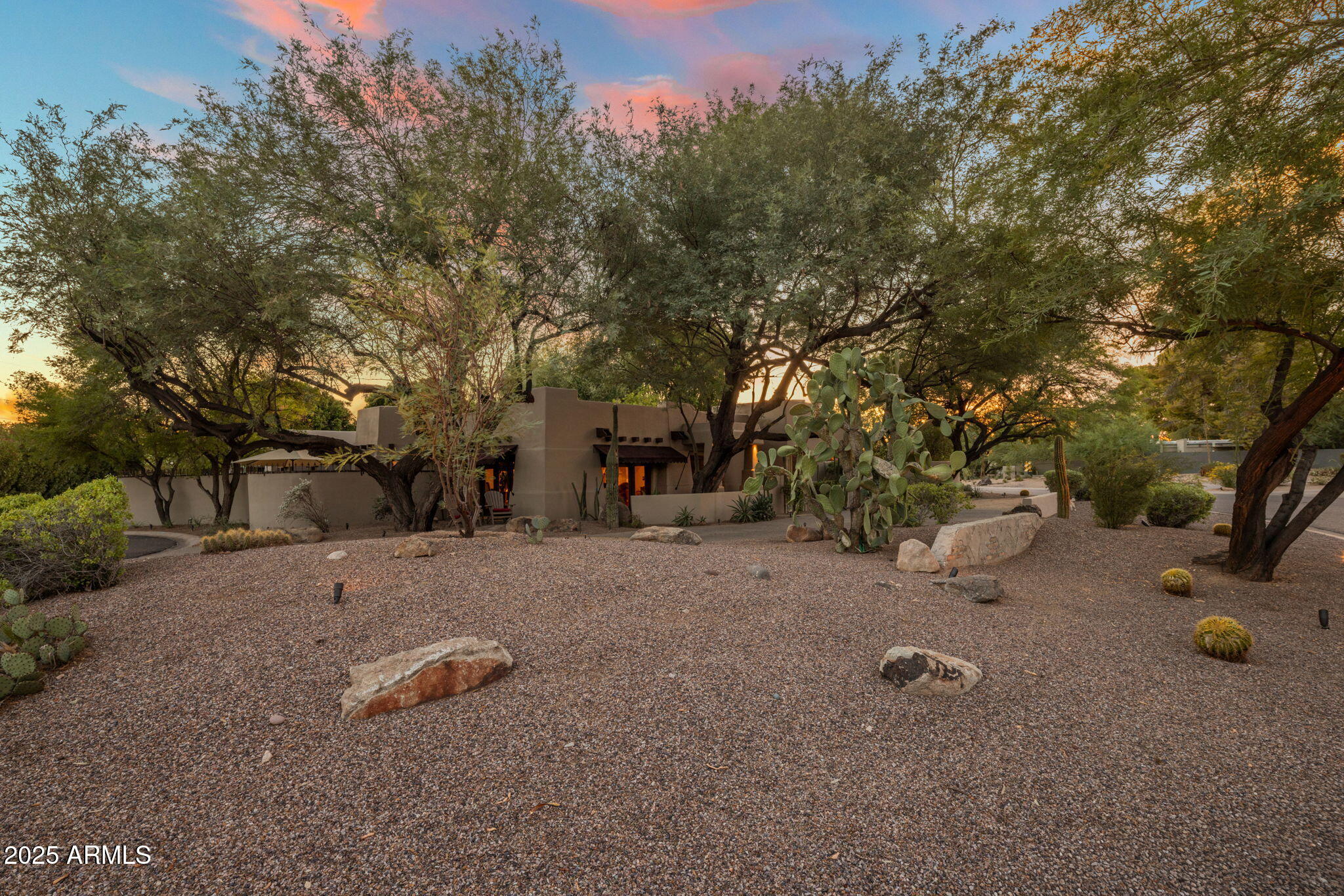 3523 E OREGON Avenue