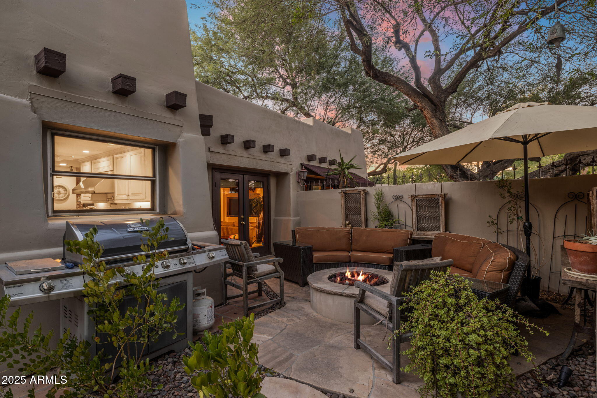 3523 E OREGON Avenue