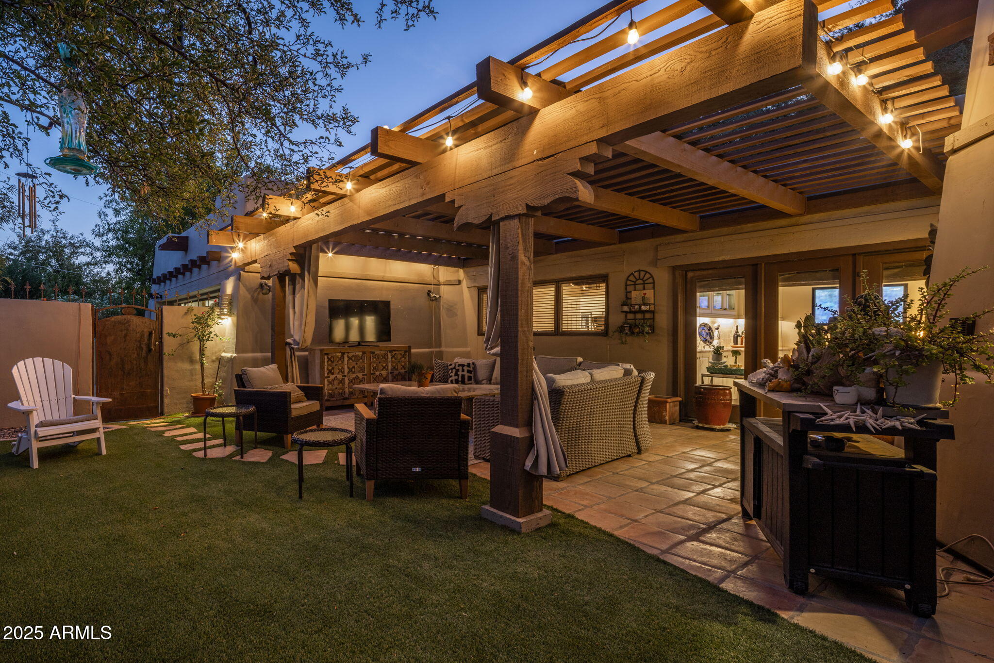 3523 E OREGON Avenue