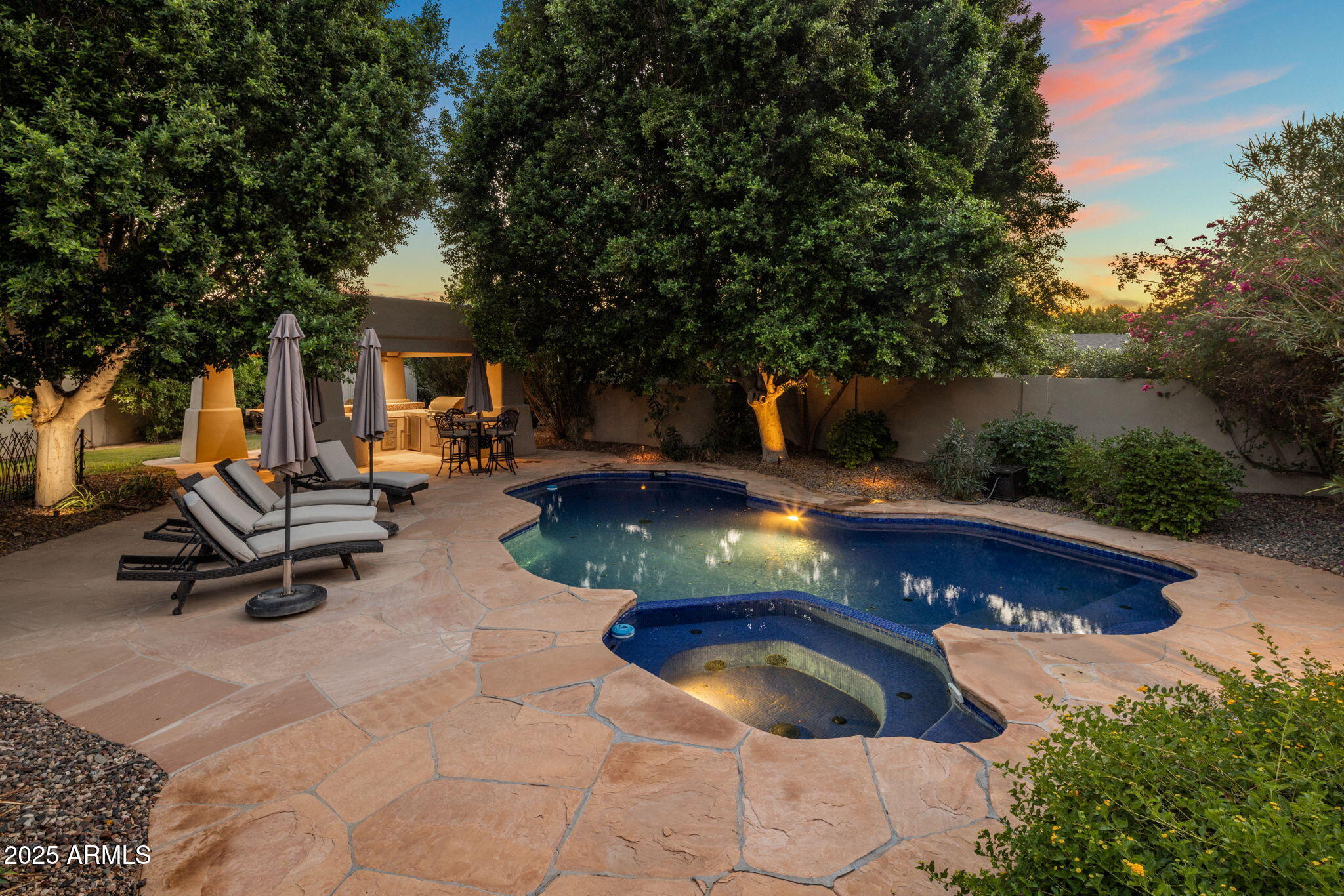 3523 E OREGON Avenue