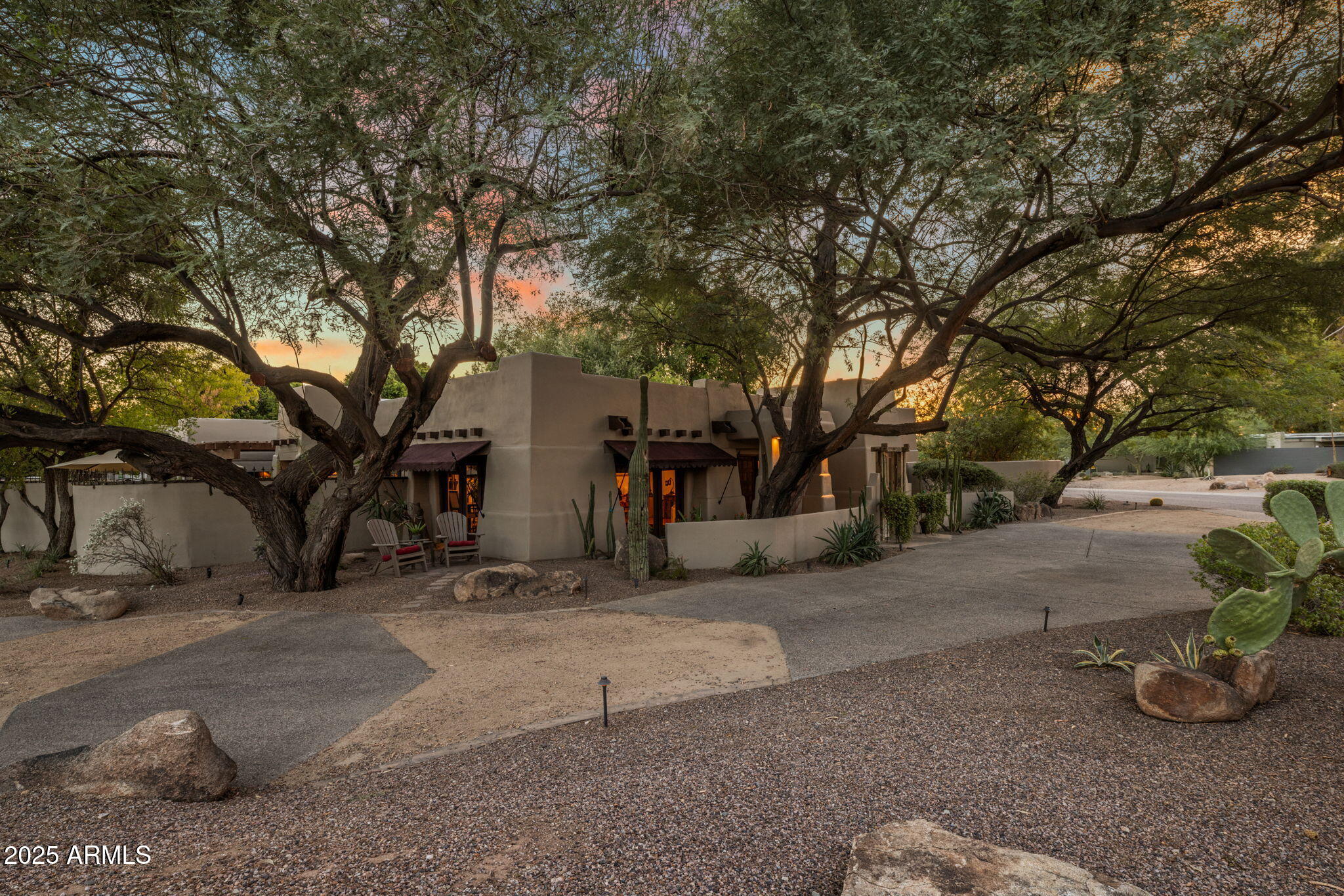 3523 E OREGON Avenue