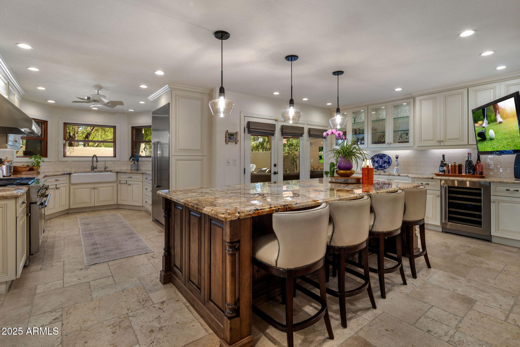 3523 E OREGON Avenue