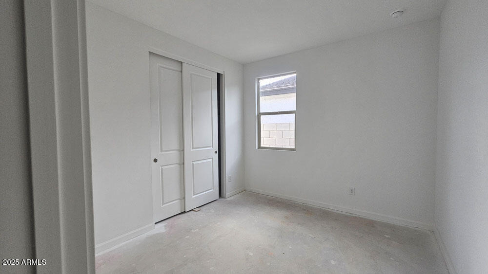 6469 E FIDDLENECK Way