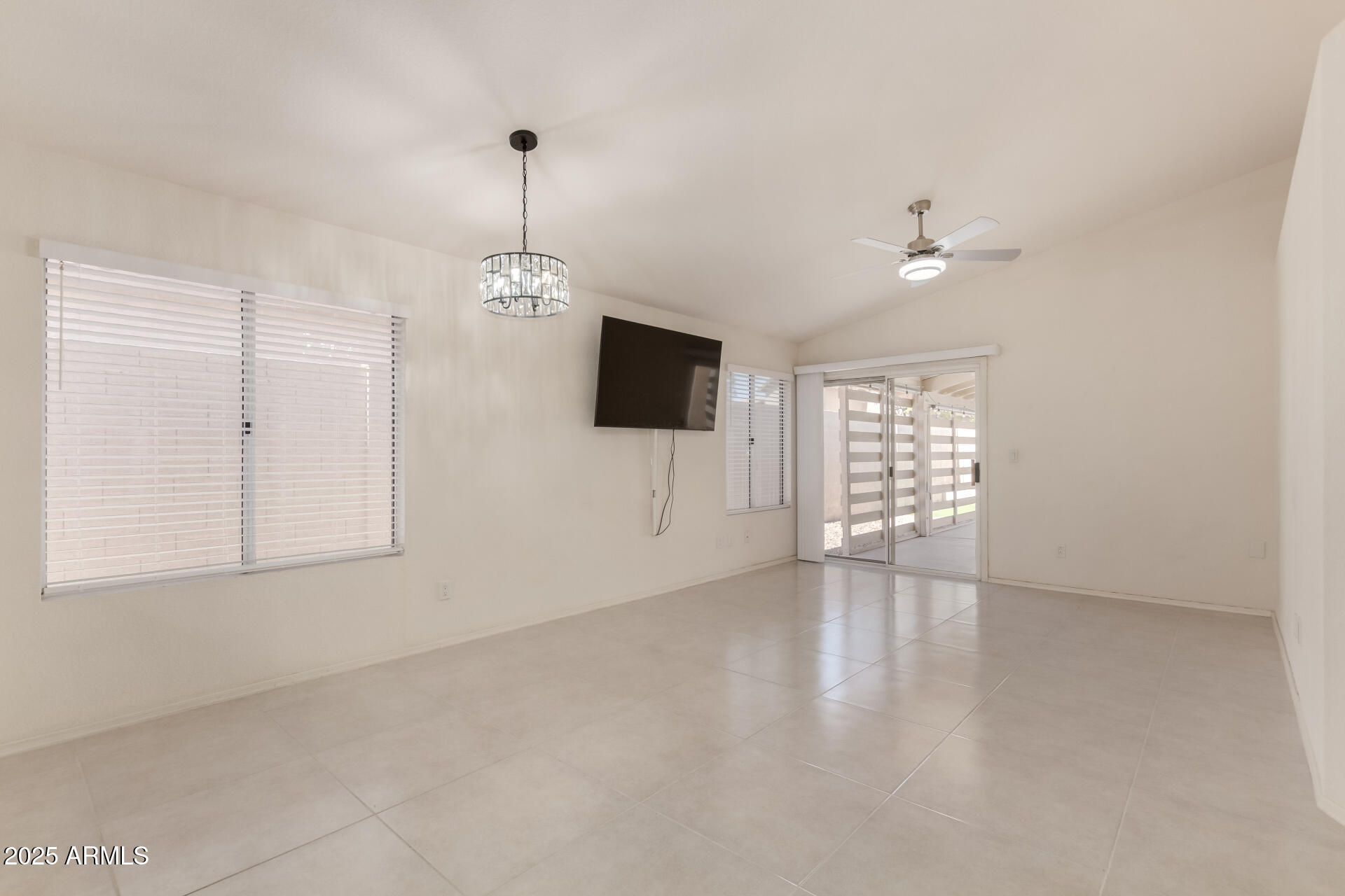 4314 E CHUCKWALLA Canyon