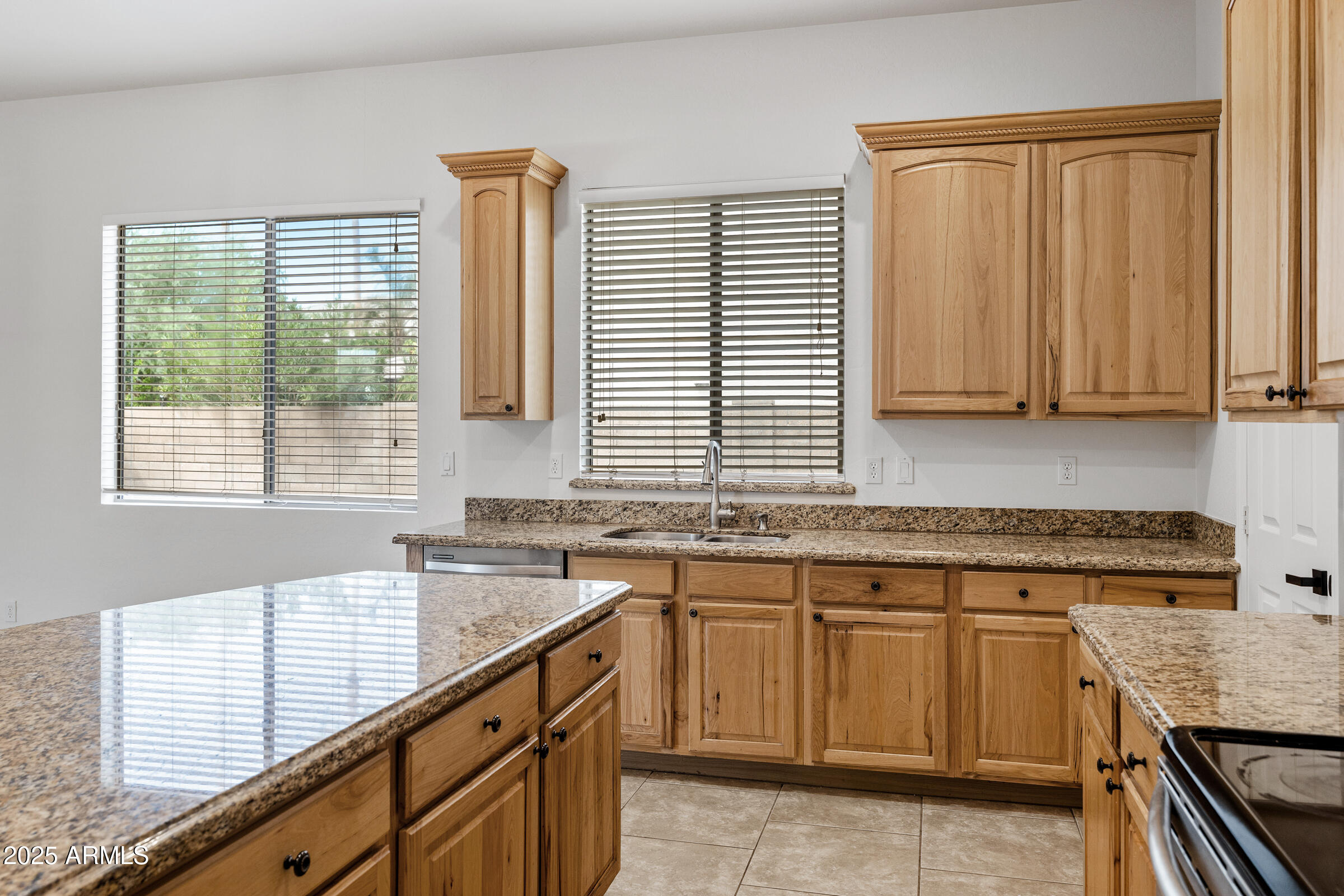 3111 E CANYON CREEK Drive