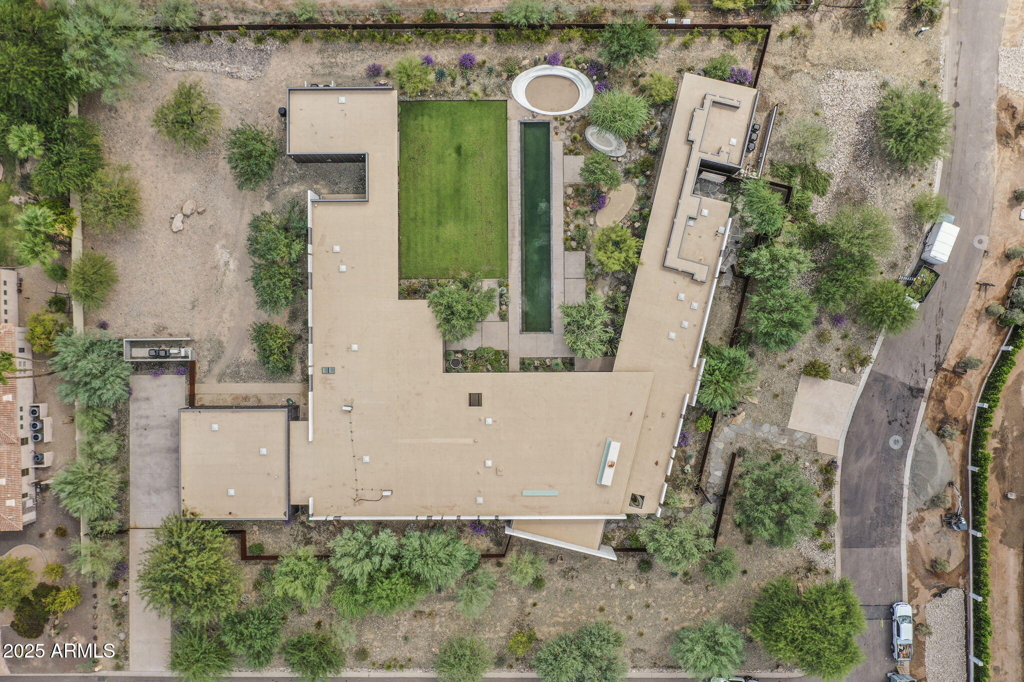 3700 E CAMINO SIN NOMBRE