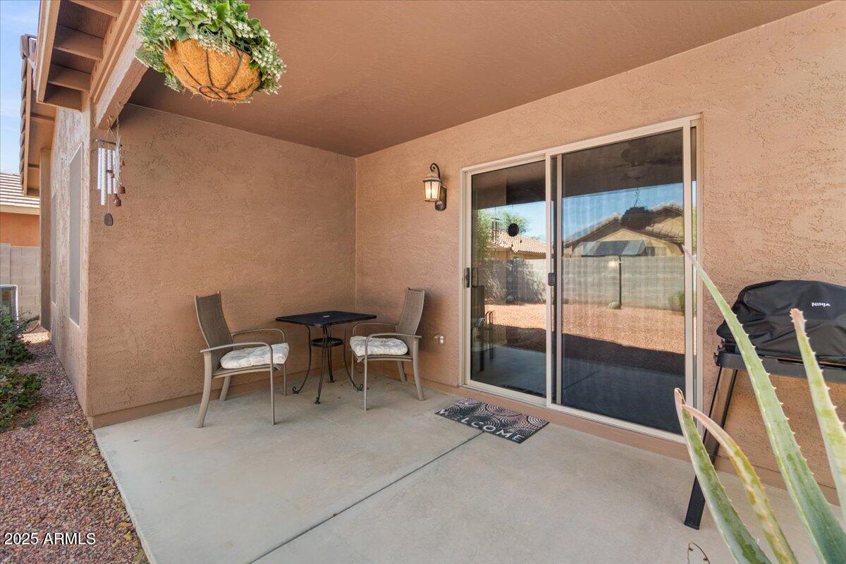 46150 W WINDMILL Drive