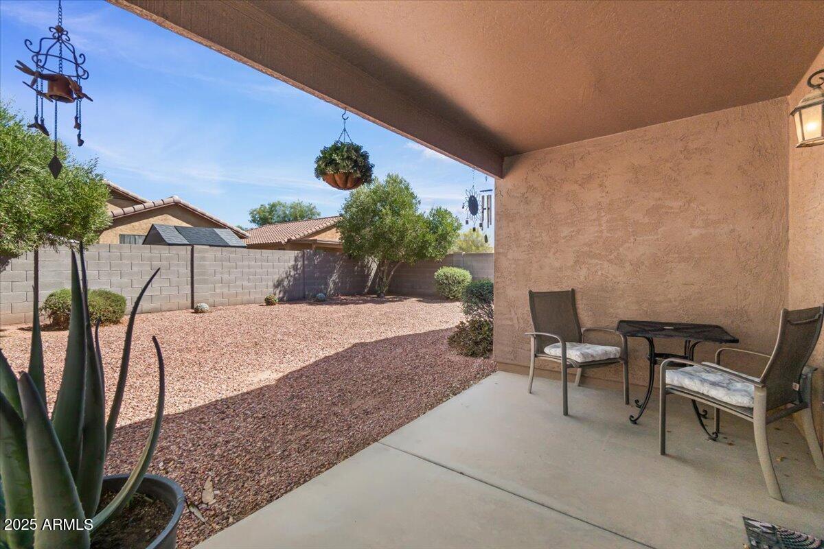 46150 W WINDMILL Drive