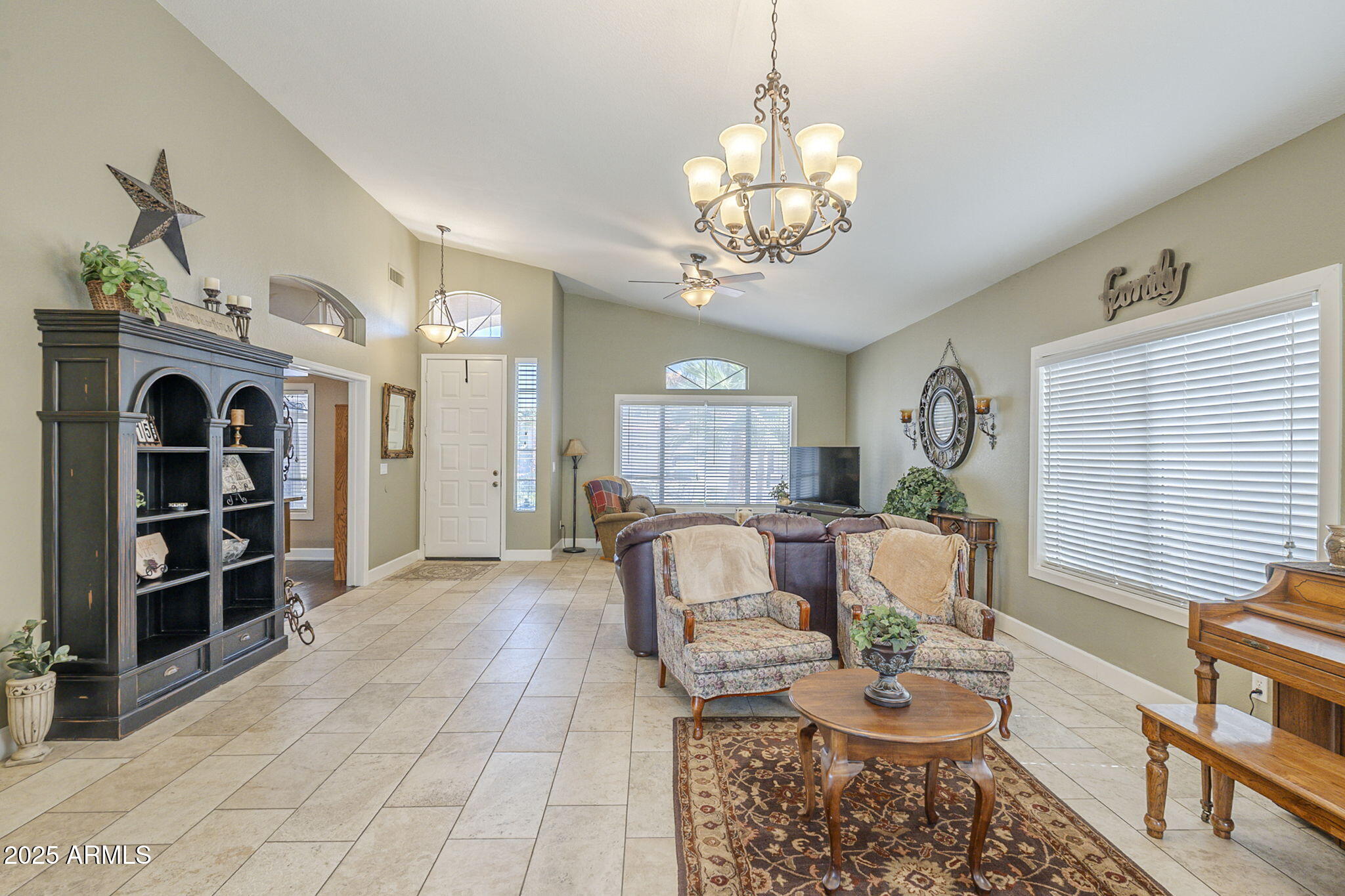 198 N STARBOARD Drive