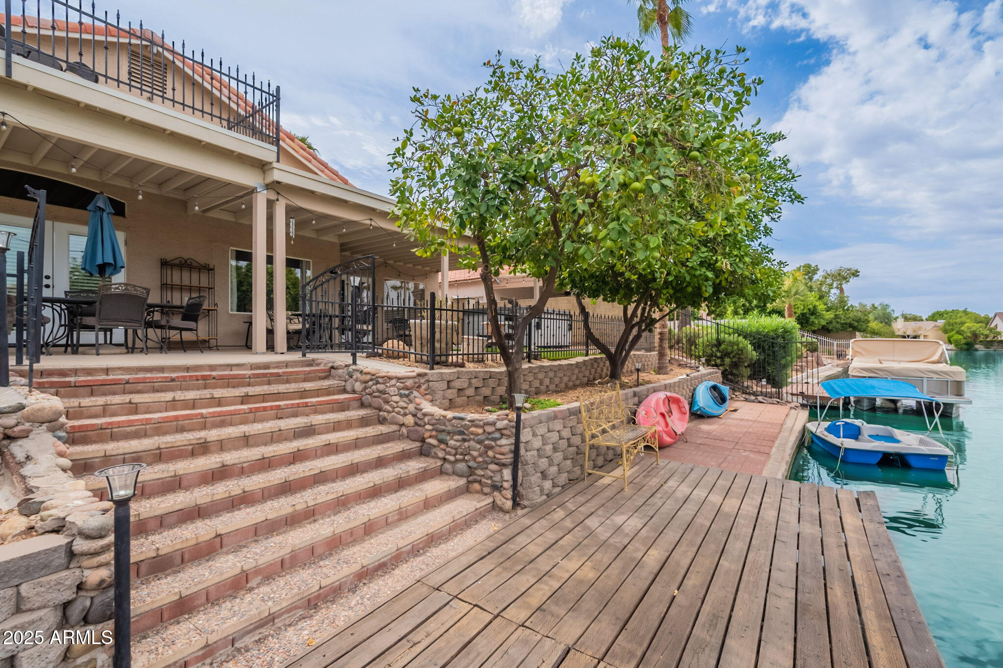 198 N STARBOARD Drive