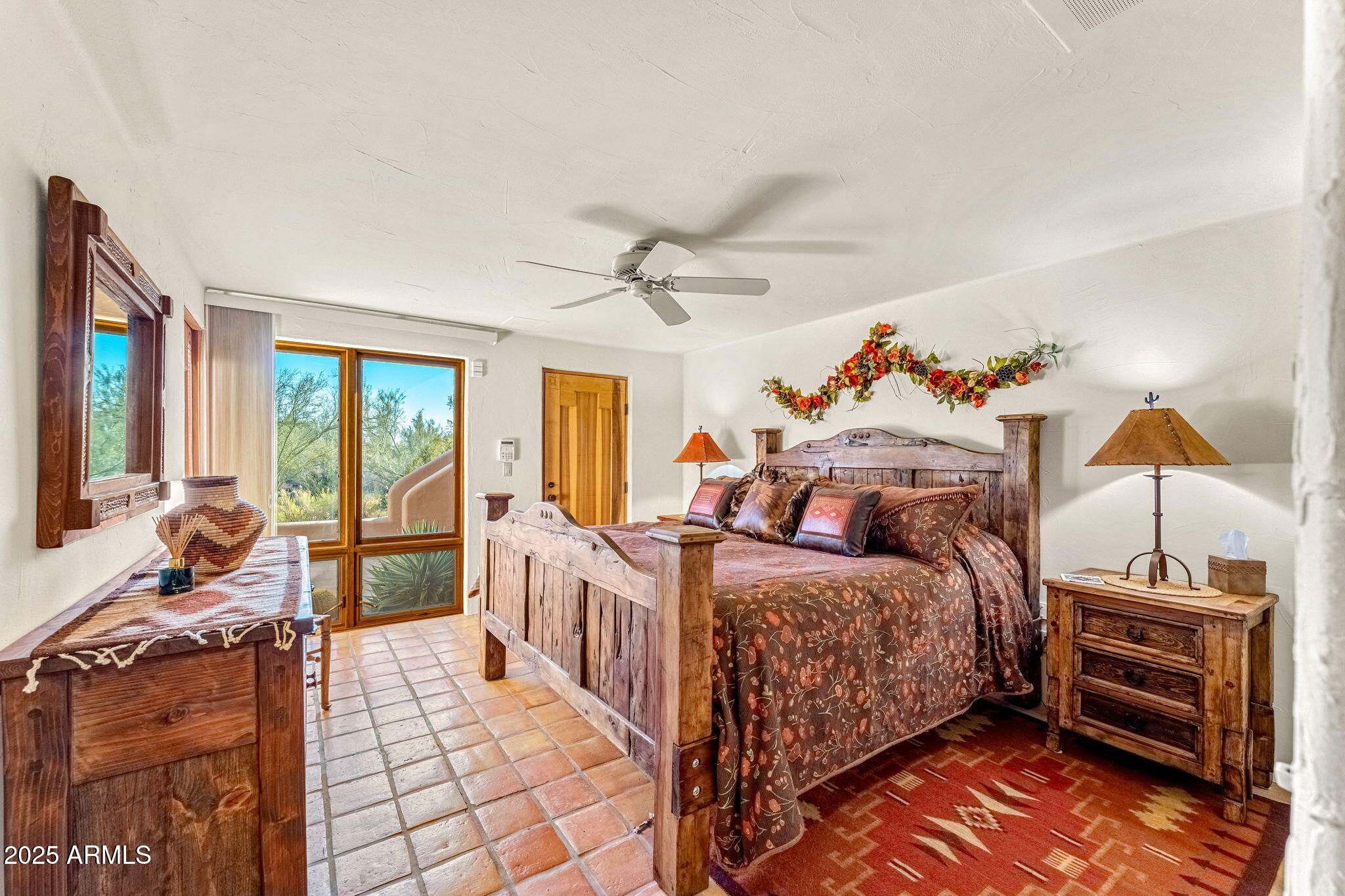 1084 N BOULDER Drive, Carefree