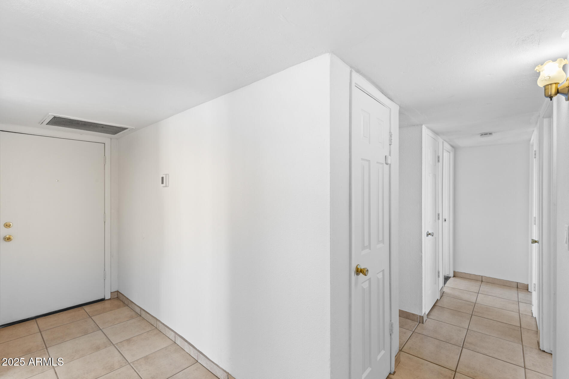 2230 E CHIPMAN Road, Phoenix