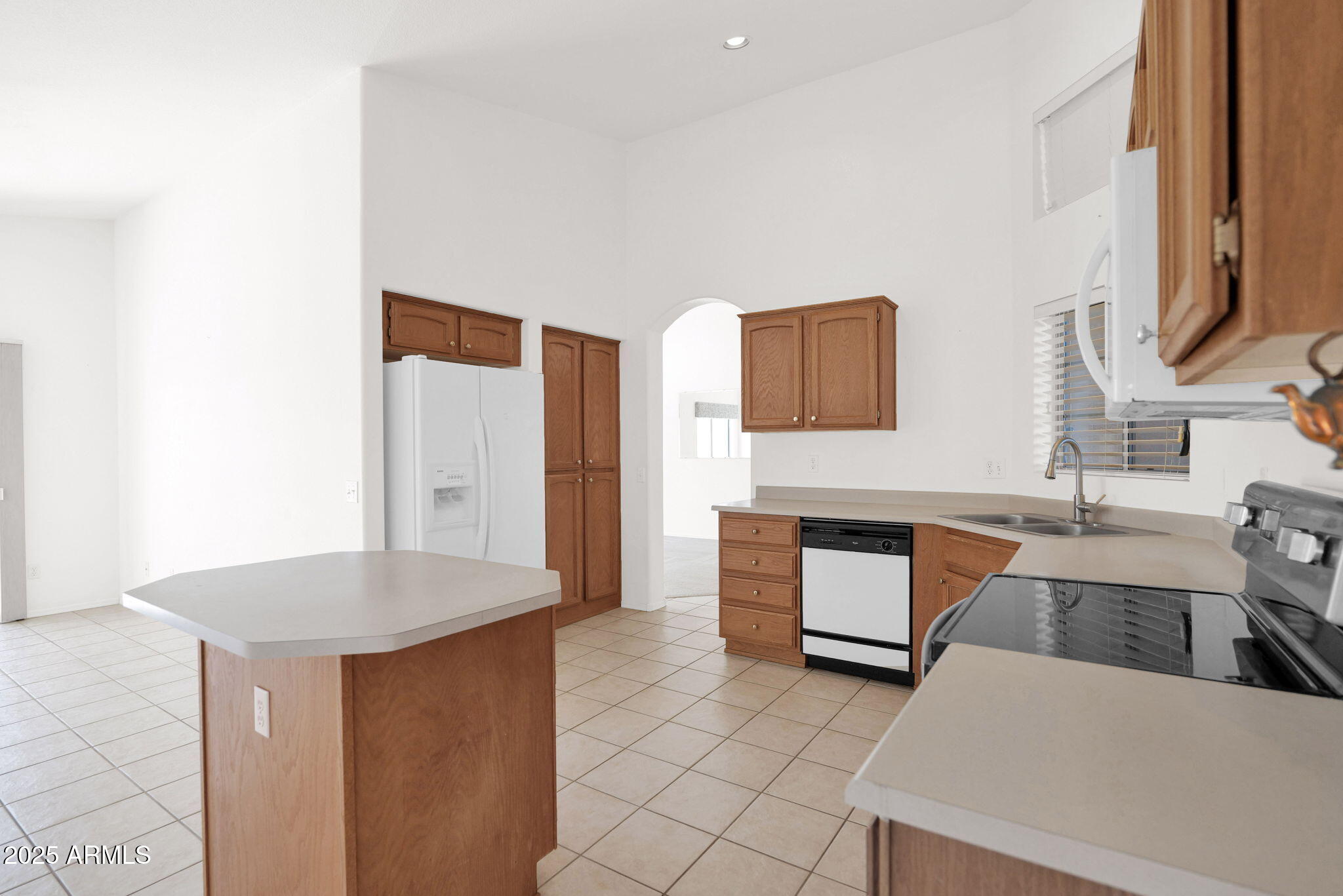 14814 W PICCADILLY Road