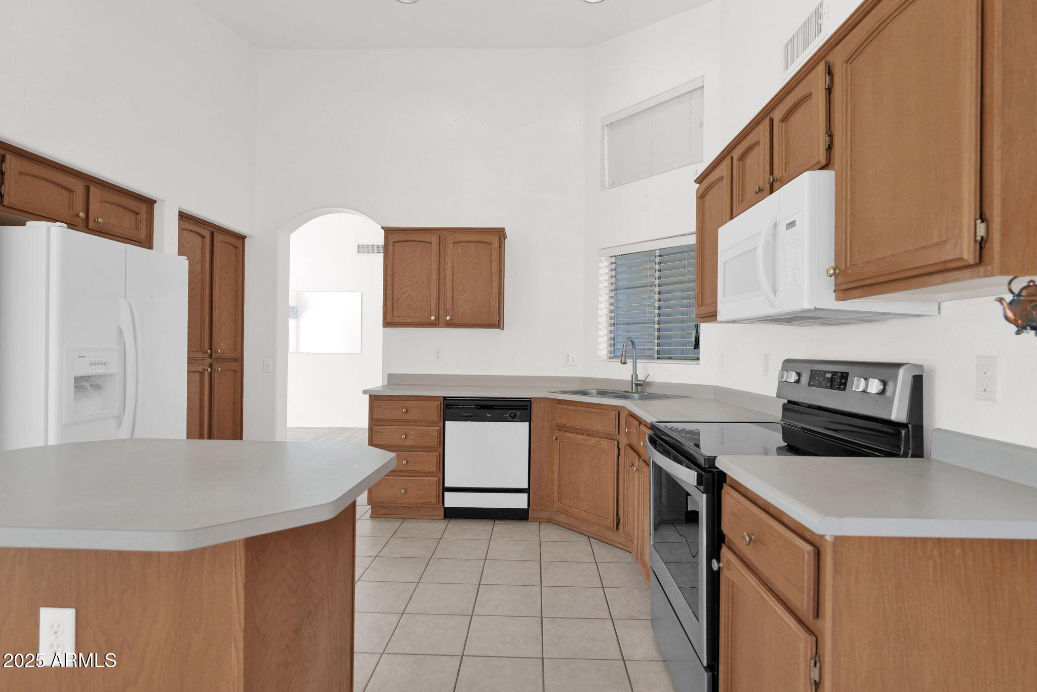 14814 W PICCADILLY Road