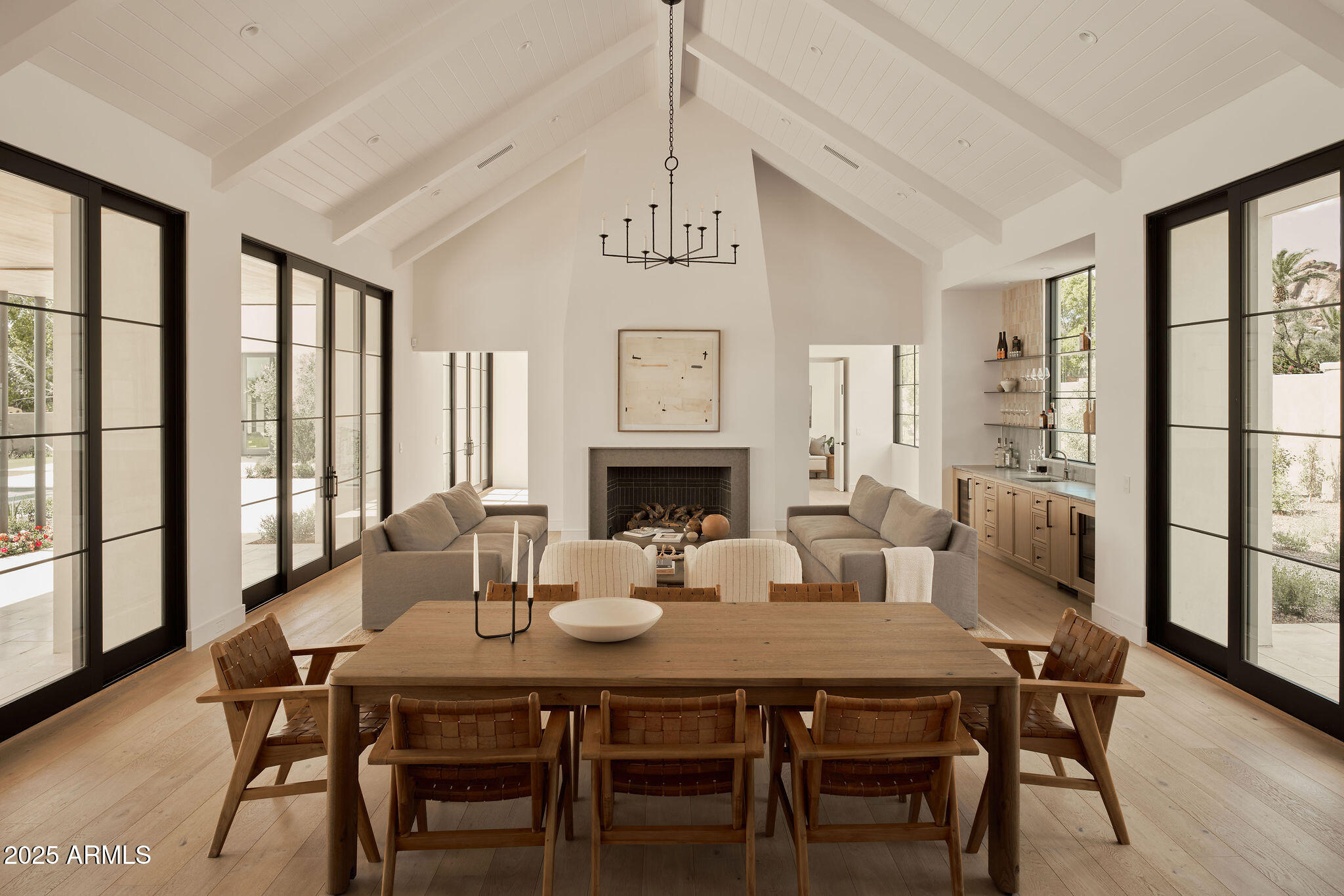 4600 N Rubicon Avenue, 2