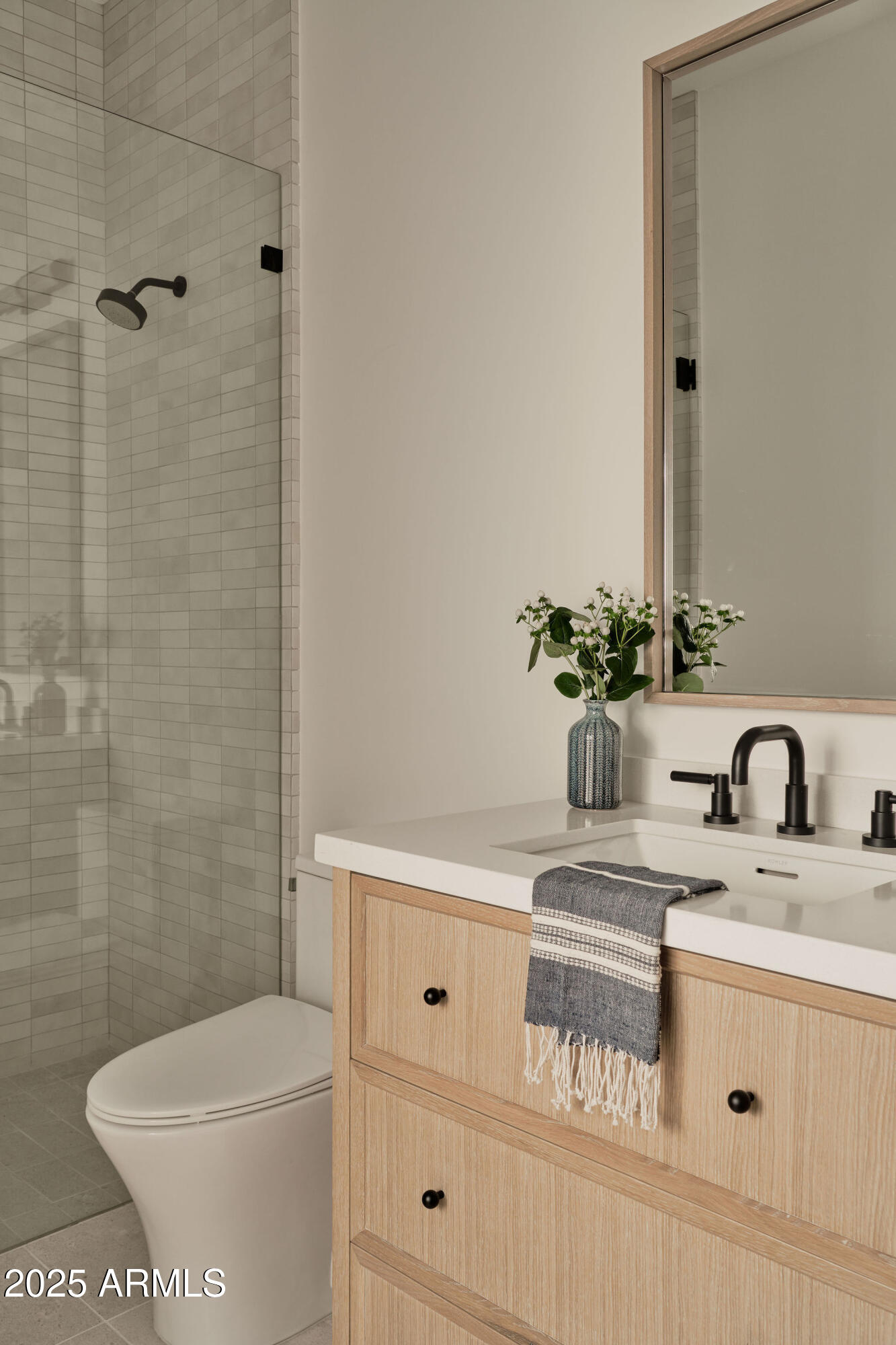 4600 N Rubicon Avenue, 2