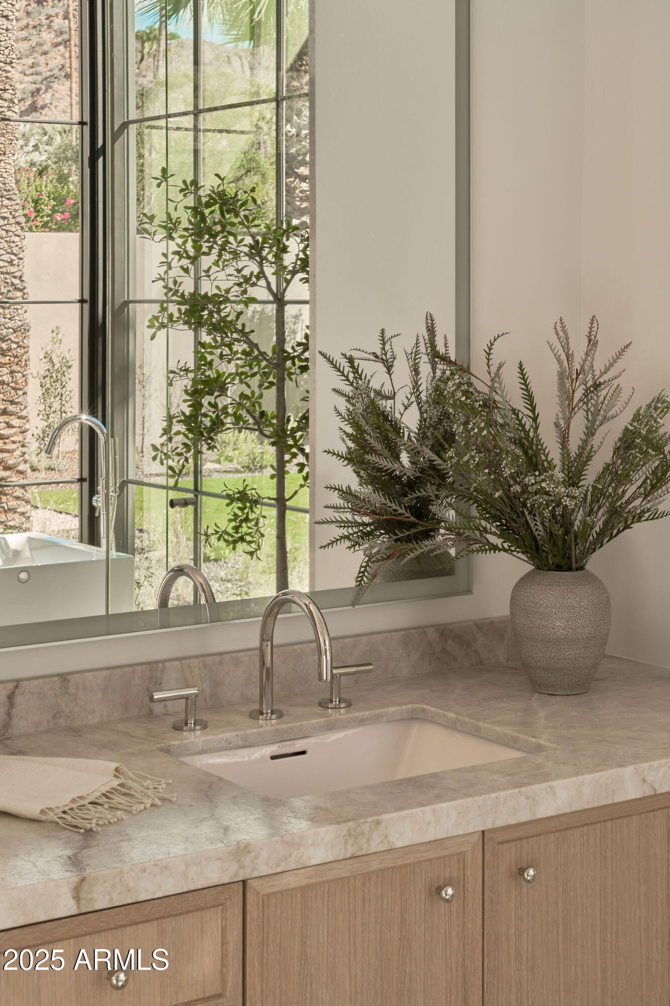 4600 N Rubicon Avenue, 2