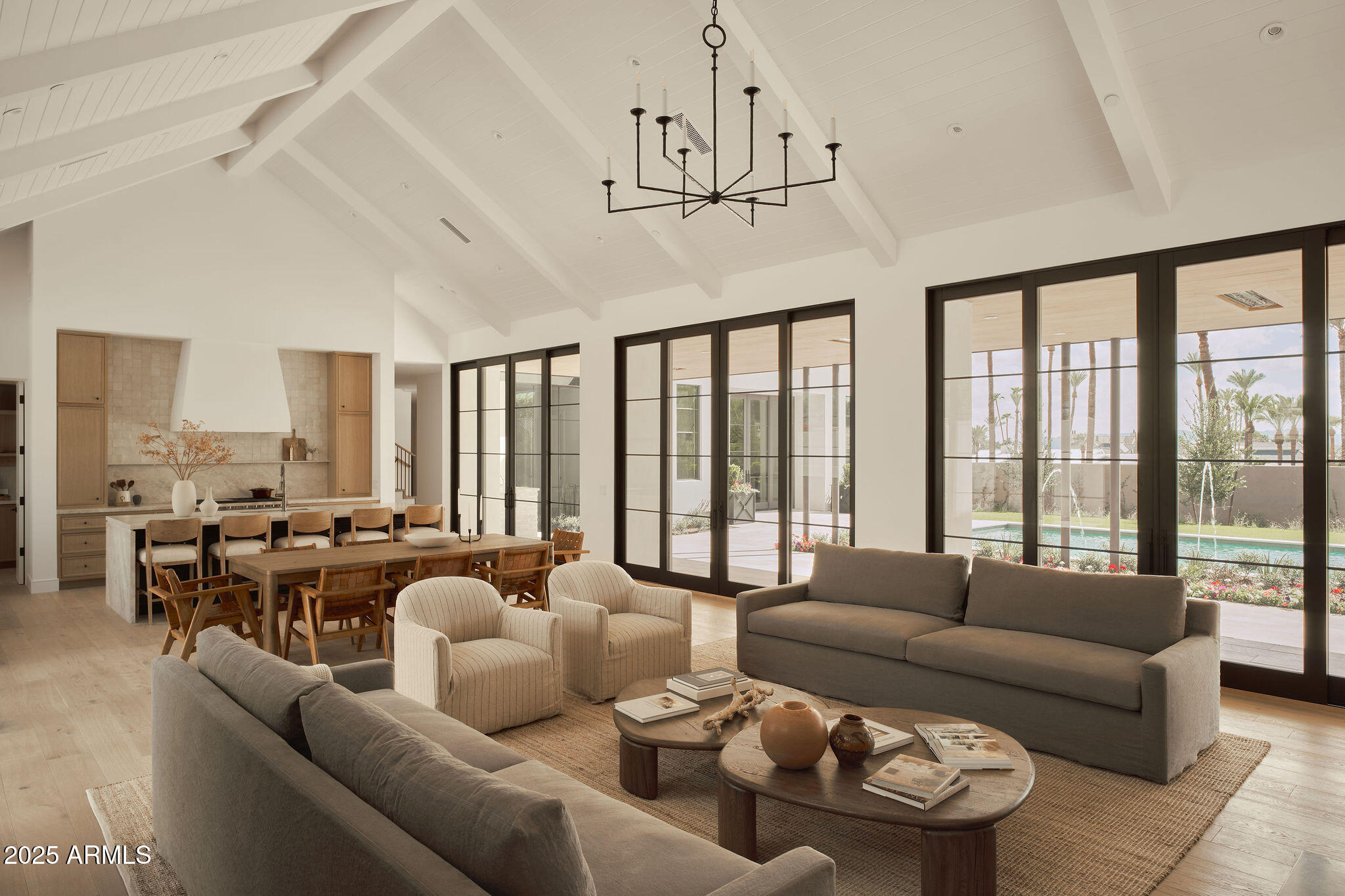 4600 N Rubicon Avenue, 2