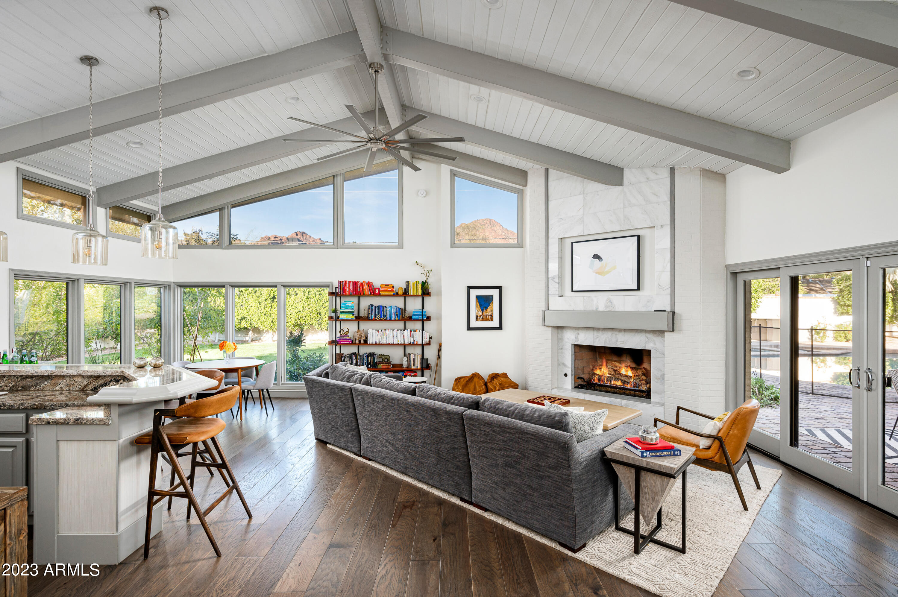 4614 E LAFAYETTE Boulevard