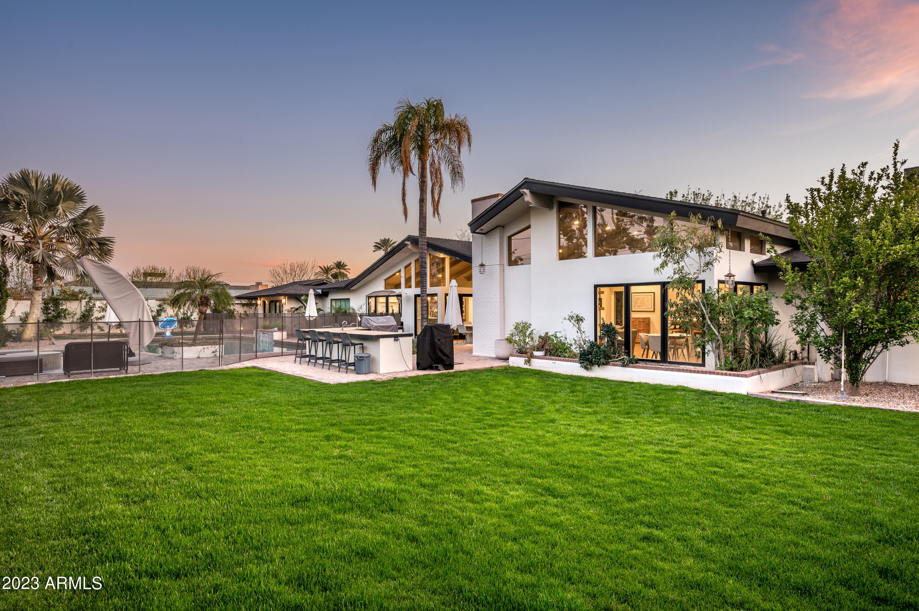 4614 E LAFAYETTE Boulevard