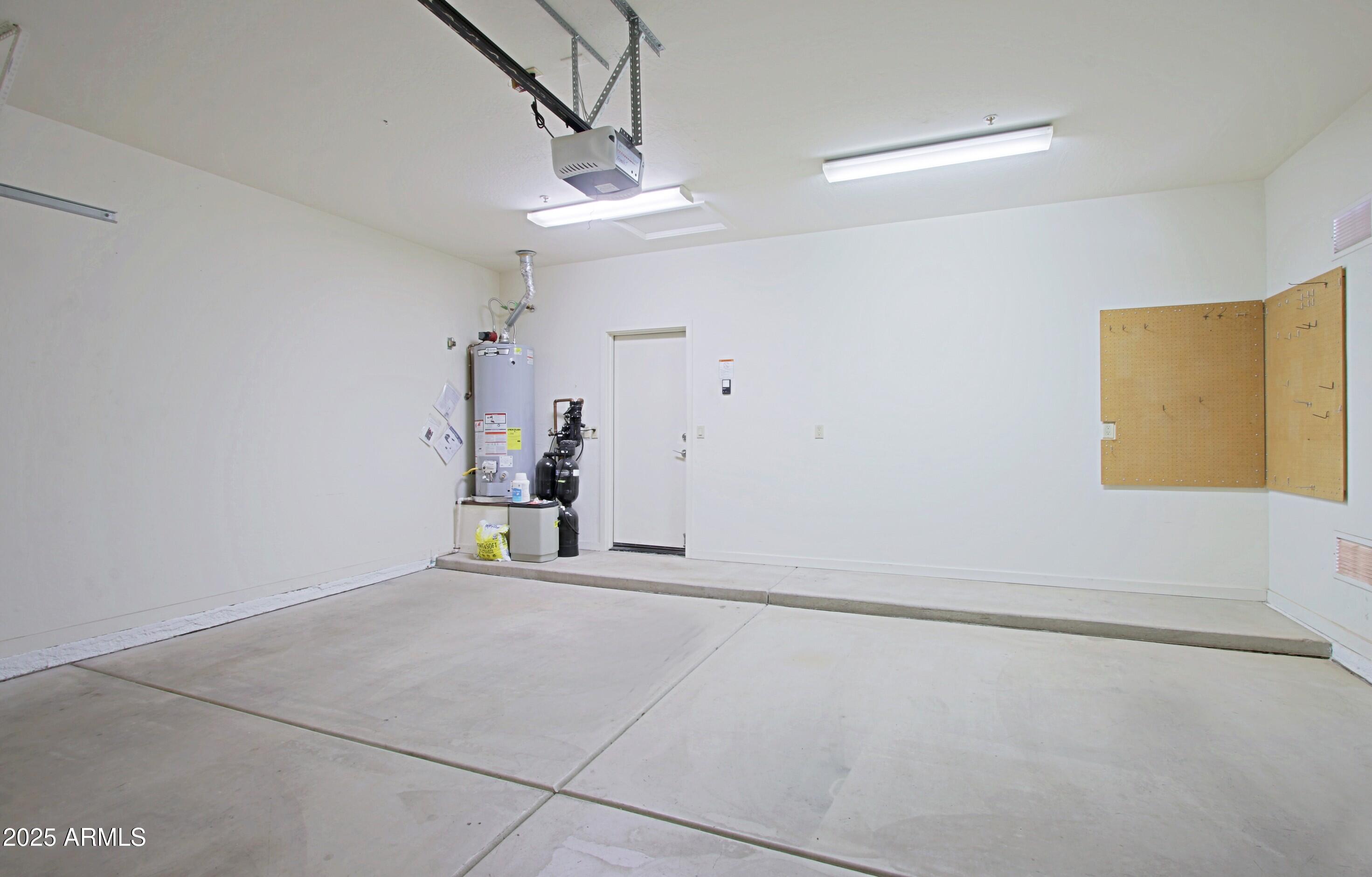 9455 E CAVALRY Drive