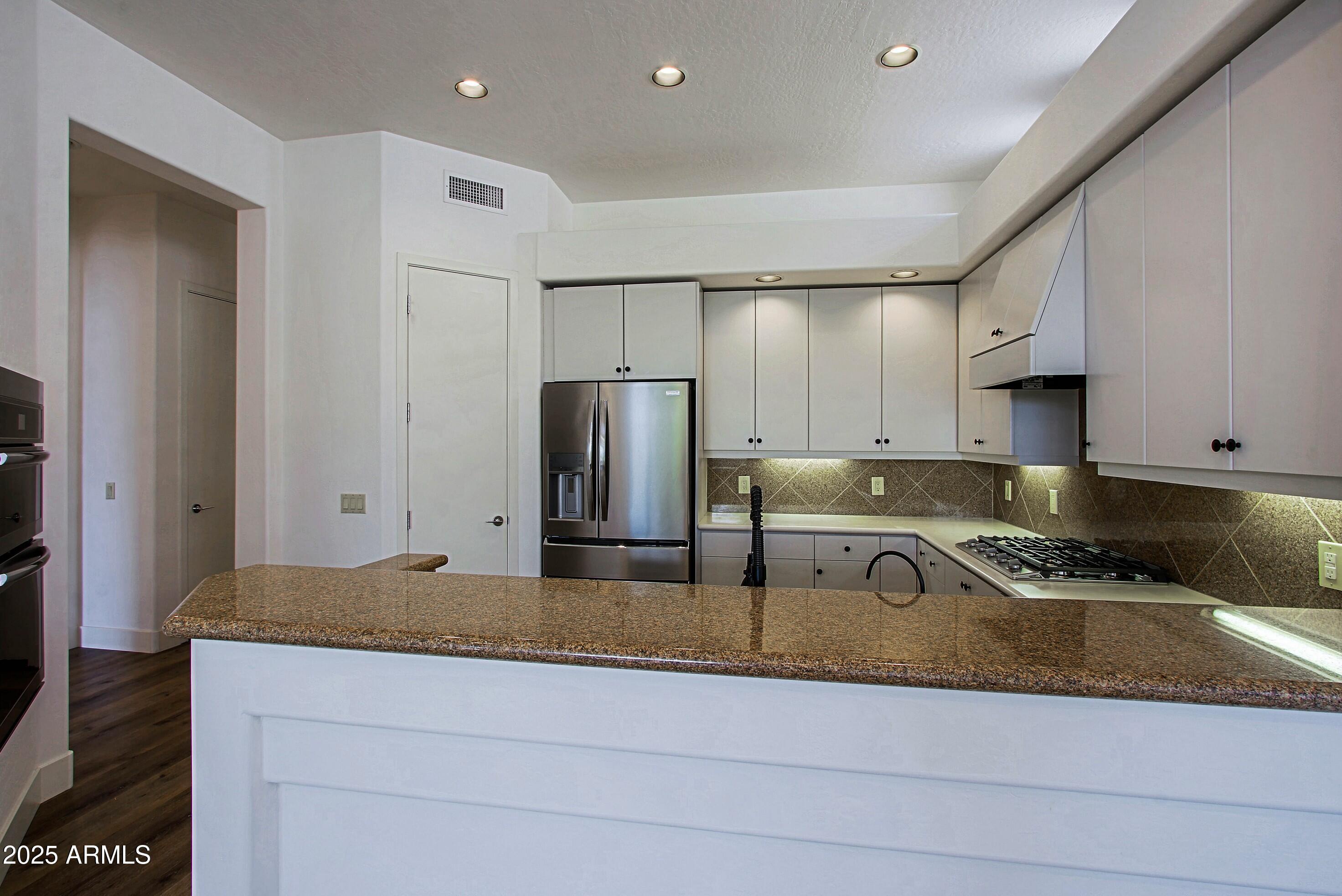 9455 E CAVALRY Drive