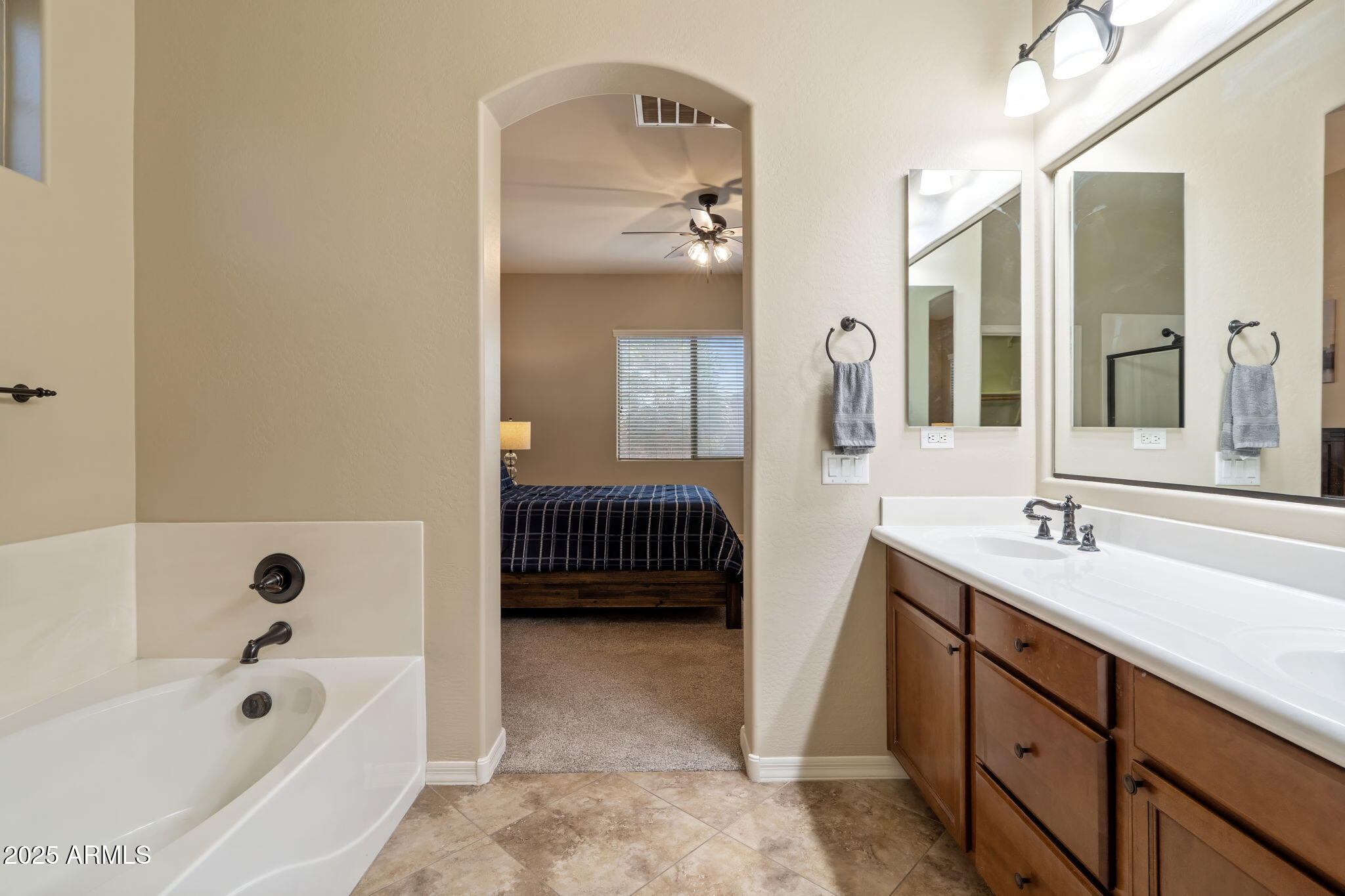 13695 W JESSE RED Drive