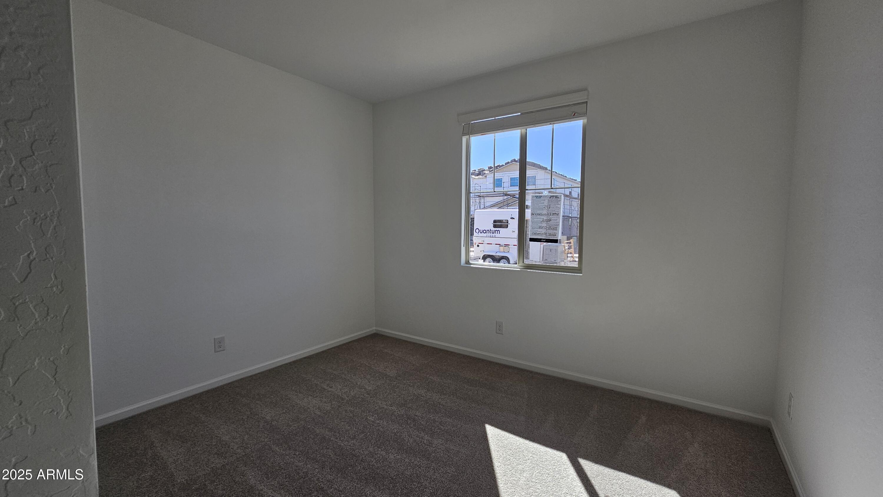 6498 E FIDDLENECK Way